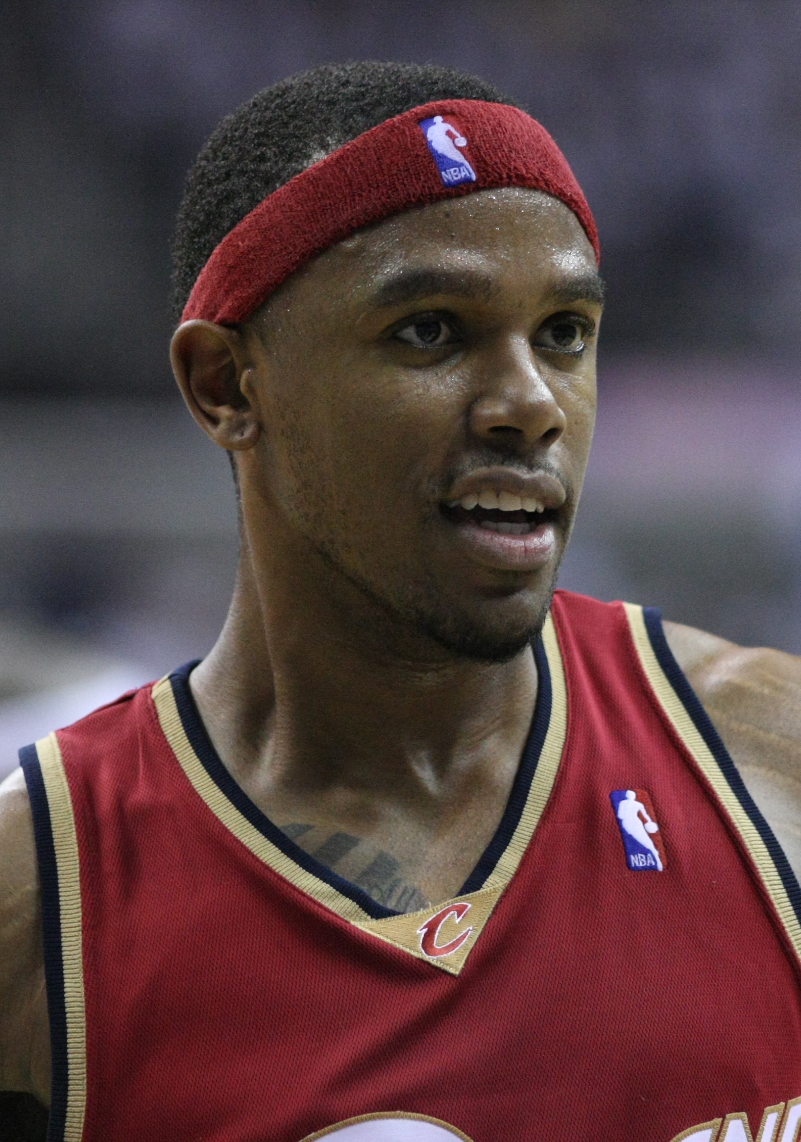 Imagem de referência relacionada a Daniel Gibson, item descrito como basquetebolista estadunidense