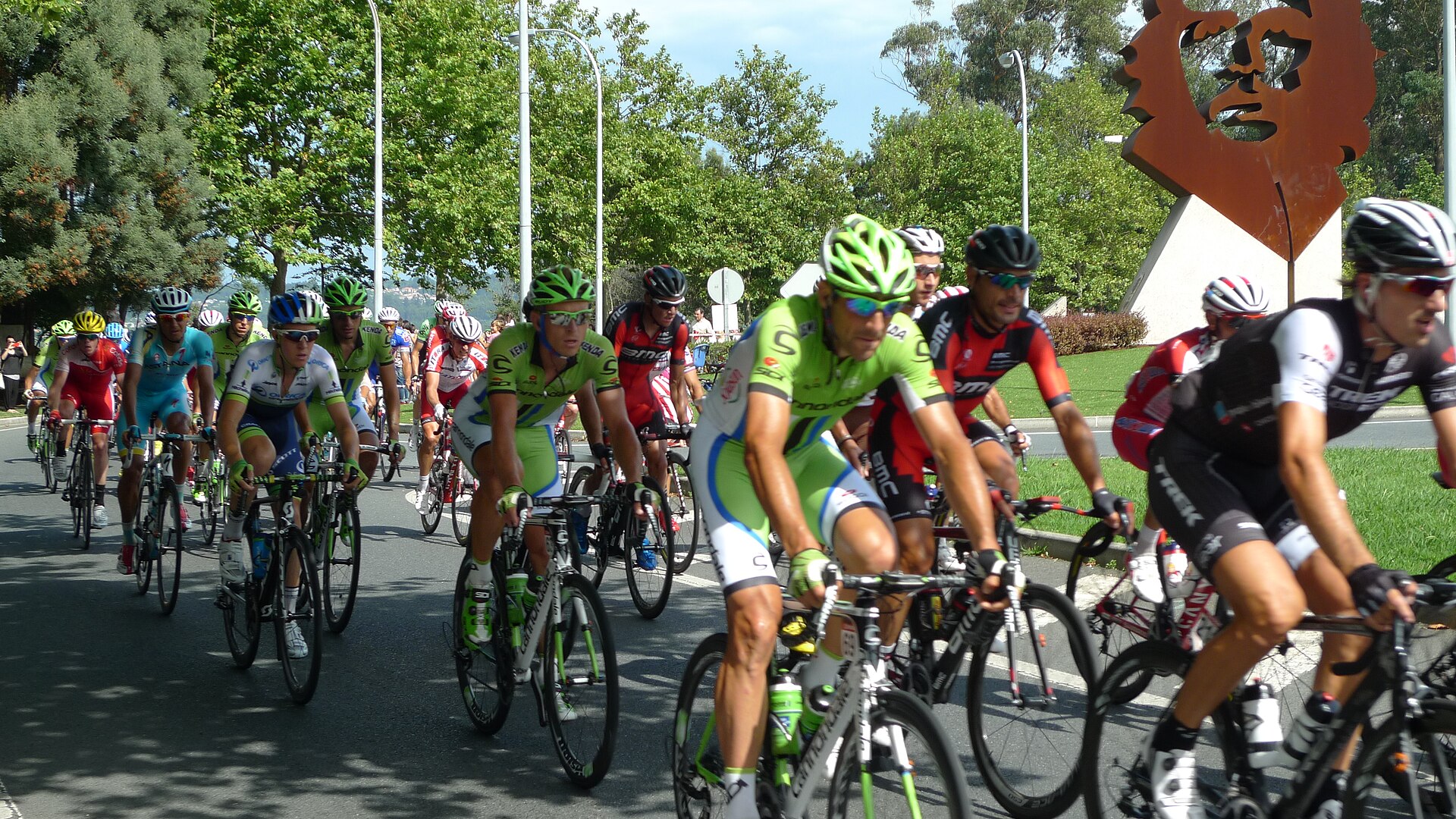 Imagem de referência de Damiano Caruso, descrito nos dados abertos como ciclista italiano