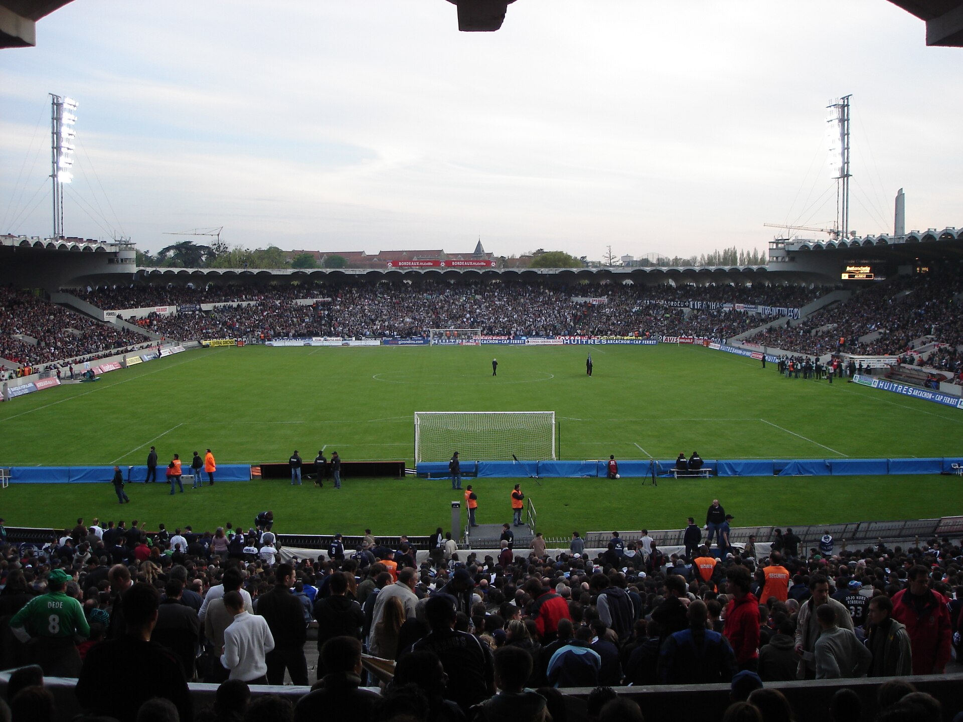 Imagem de referência de Football Club des Girondins de Bordeaux, descrito nos dados abertos como clube de futebol com sede em Bordeaux, França