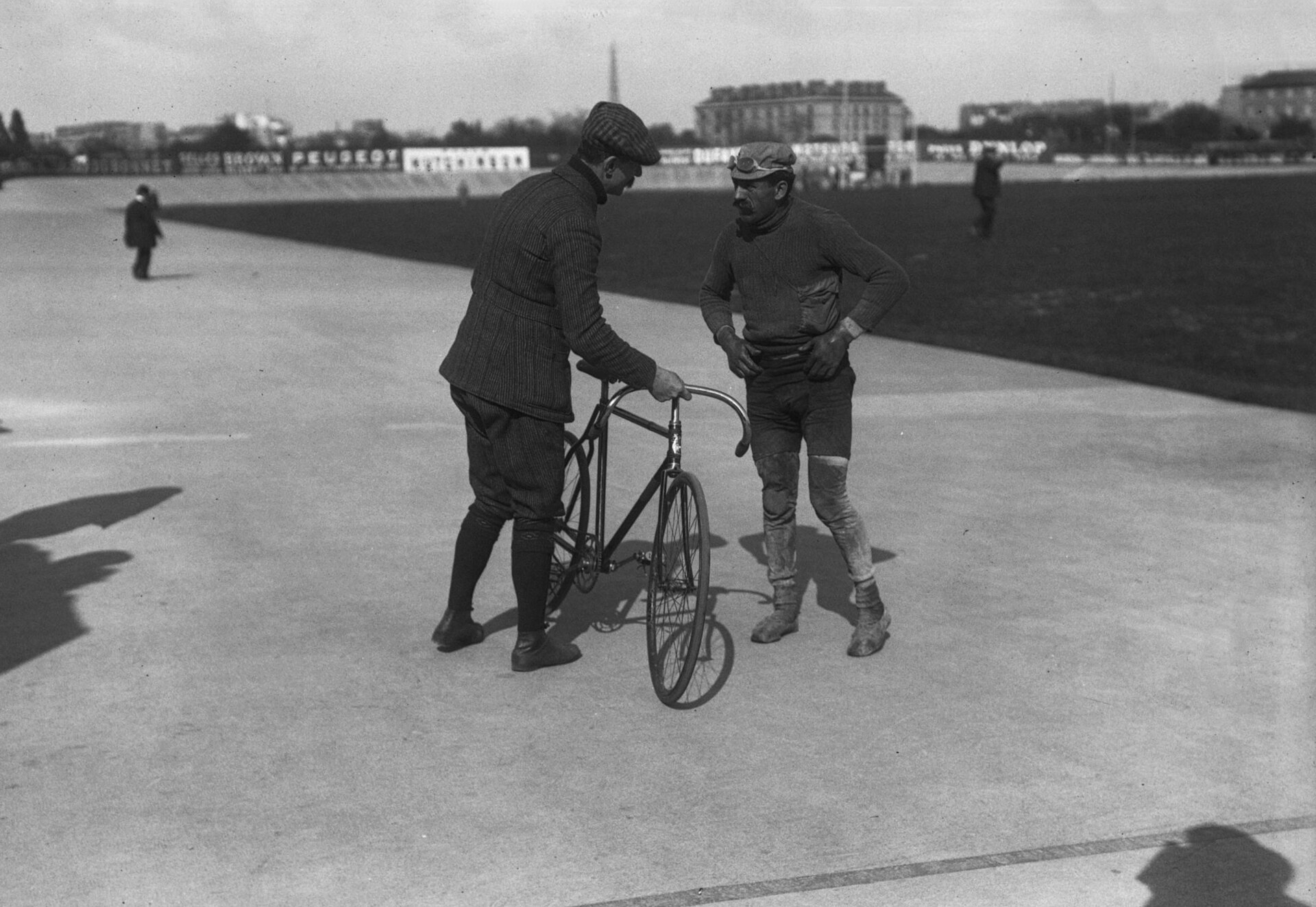 Imagem de referência de Émile Georget, descrito nos dados abertos como ciclista francês