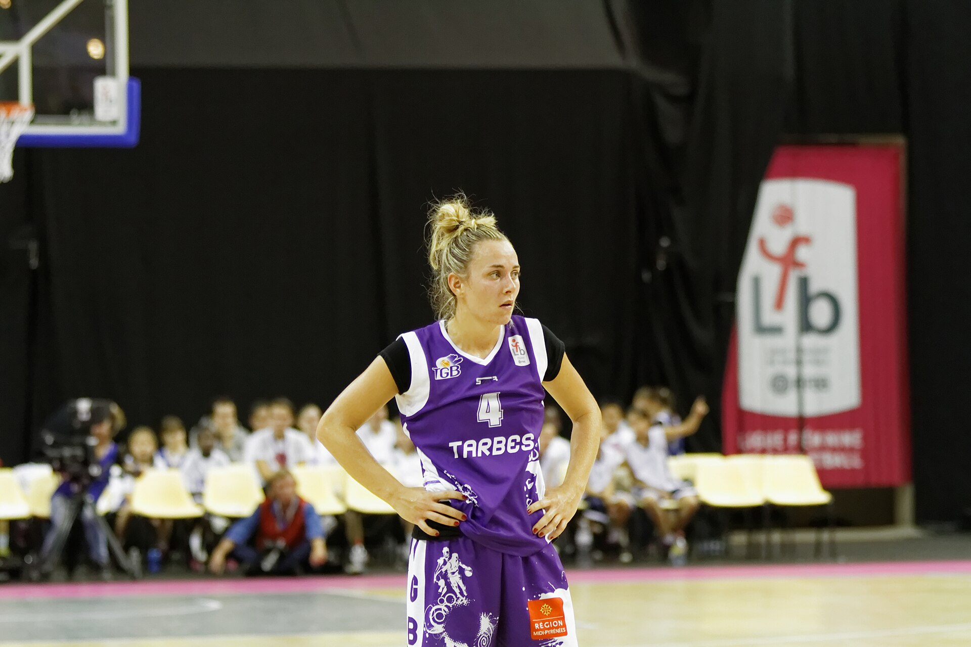 Imagem de referência relacionada a Joyce Cousseins-Smith, item descrito como jogadora de basquetebol francesa