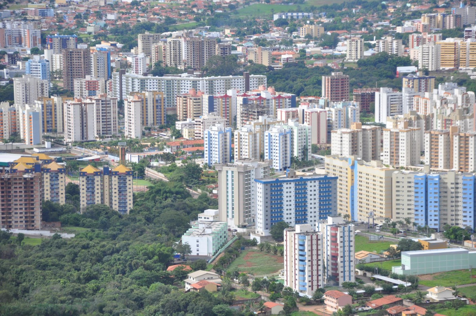 Imagem de referência de Caldas Novas, descrito nos dados abertos como município brasileiro no Estado de Goiás