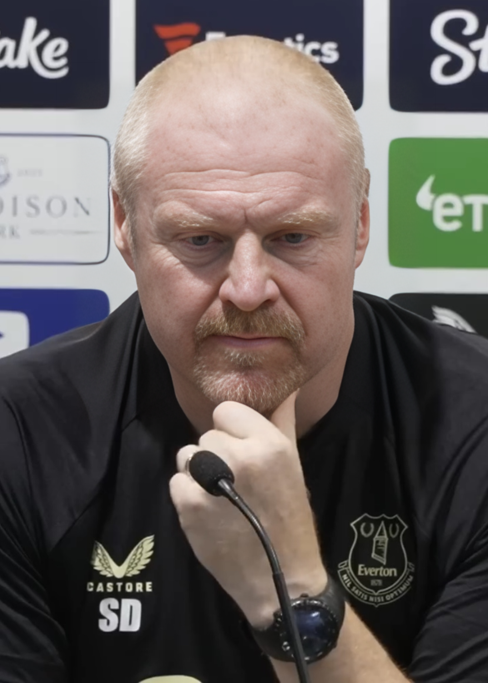Imagem de referência relacionada a Sean Dyche, item descrito como registro de referência sobre Sean Dyche, organizado a partir de dados estruturados abertos