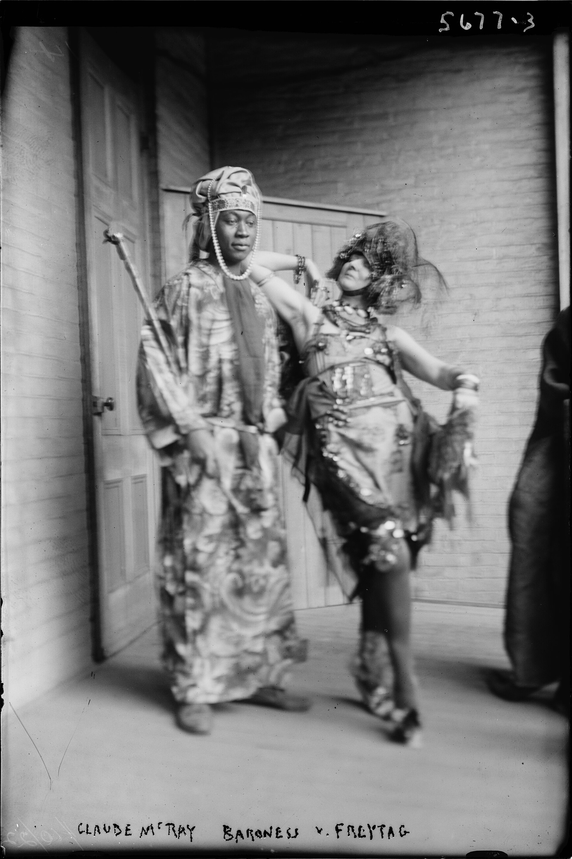 Imagem de referência relacionada a Elsa von Freytag-Loringhoven, item descrito como registro de referência sobre Elsa von Freytag-Loringhoven, organizado a partir de dados estruturados abertos