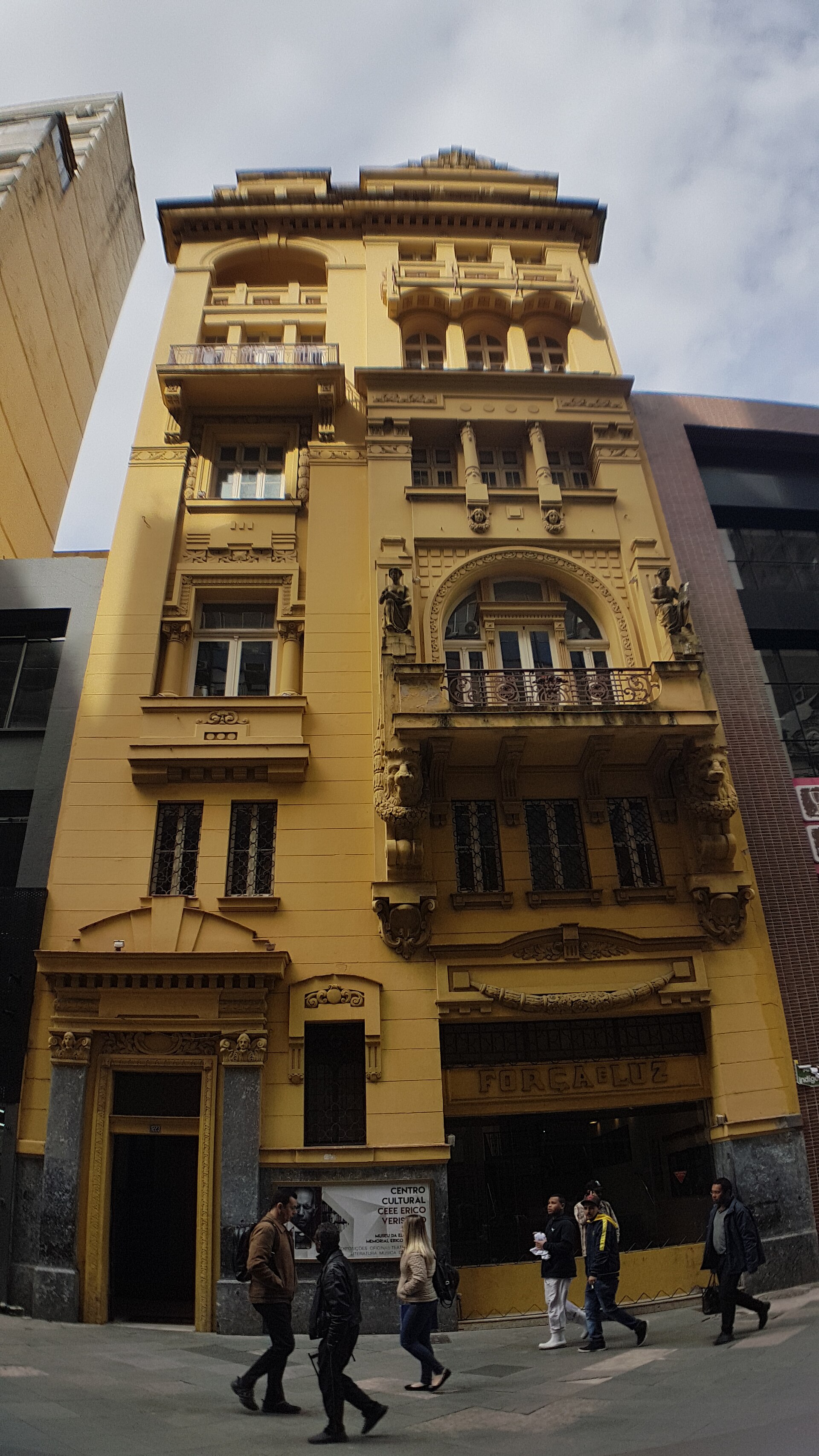Imagem de referência de Espaço Força e Luz, descrito nos dados abertos como bem tombado pelo Instituto do Patrimônio Histórico e Artístico do Estado do Rio Grande do Sul na cidade de Porto Alegre