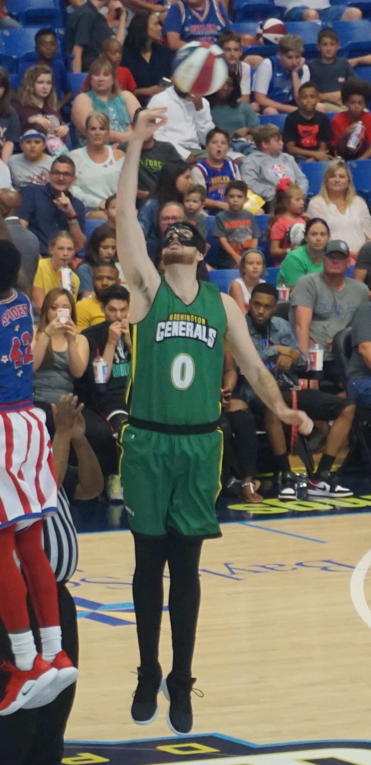 Imagem de referência relacionada a Paul Sturgess, item descrito como jogador de basquetebol britânico
