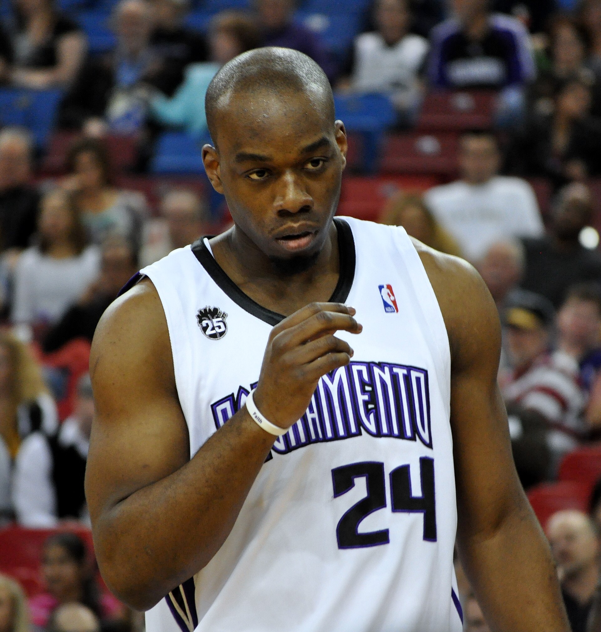 Imagem de referência de Carl Landry, descrito nos dados abertos como basquetebolista estadunidense