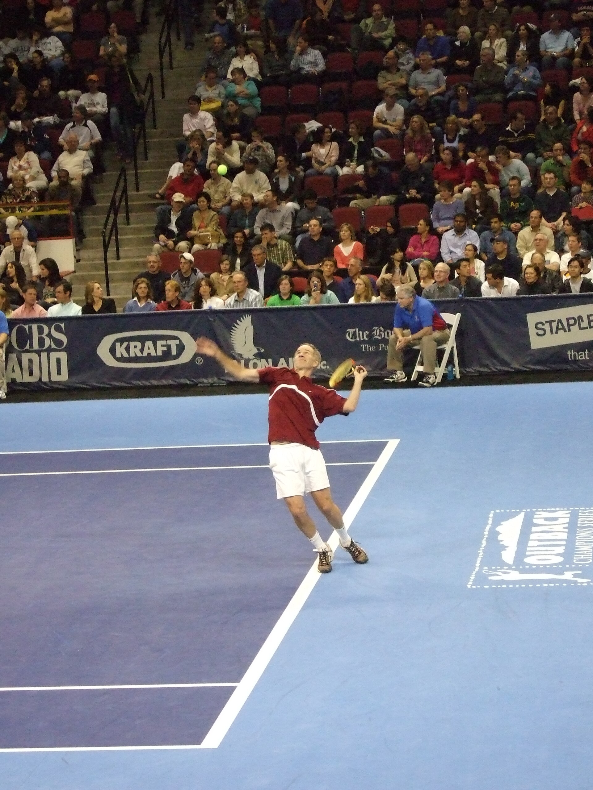 Imagem de referência de John McEnroe, descrito nos dados abertos como tenista americano