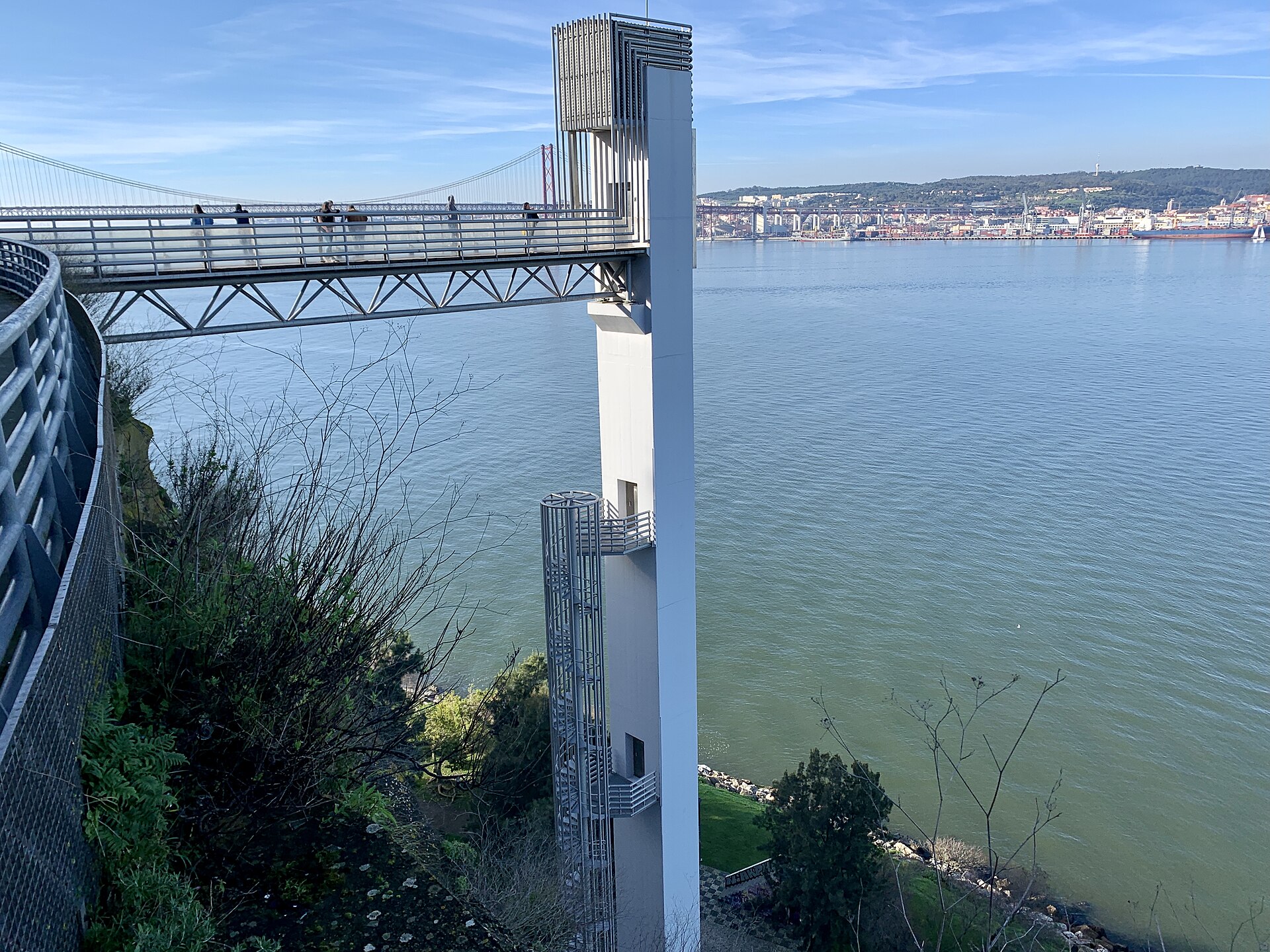 Imagem de referência de Elevador da Boca do Vento, descrito nos dados abertos como elevador em Almada
