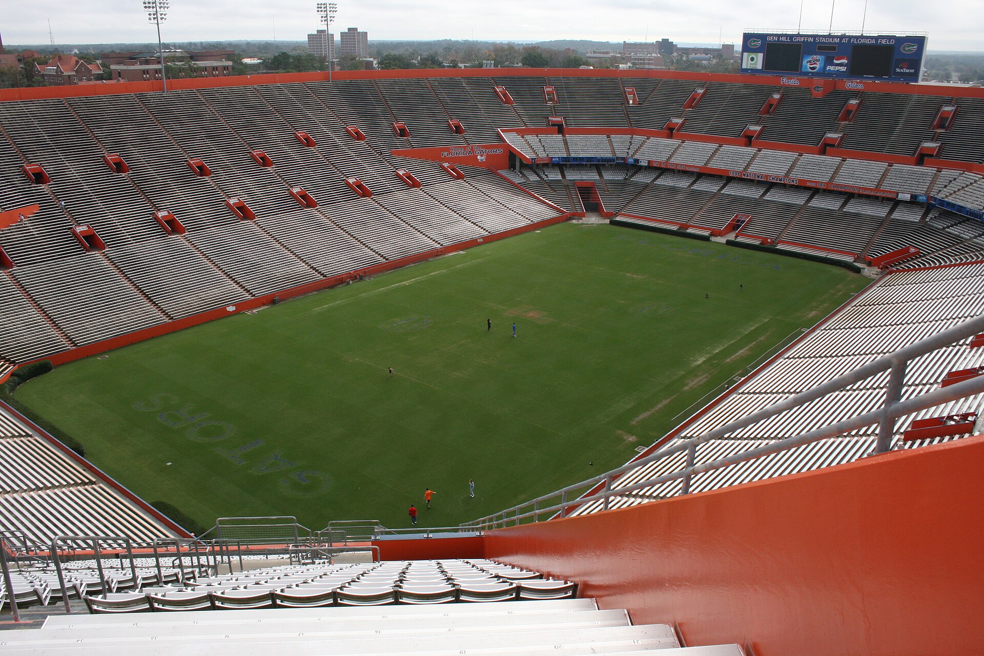 Imagem de referência de Florida Gators (futebol americano), descrito nos dados abertos como time de futebol americano da Universidade da Flórida