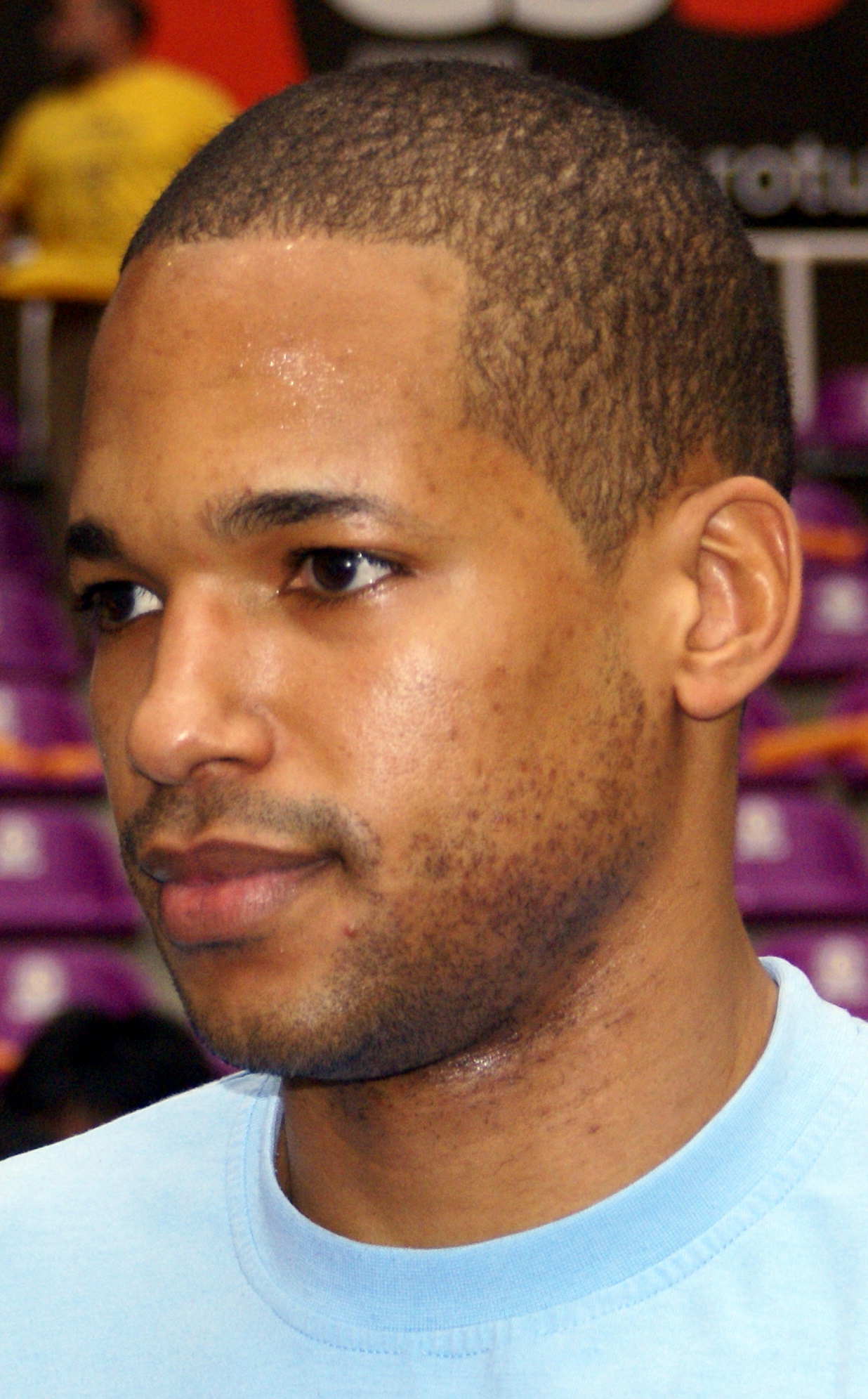 Imagem de referência relacionada a Eulis Báez, item descrito como basquetebolista dominicano