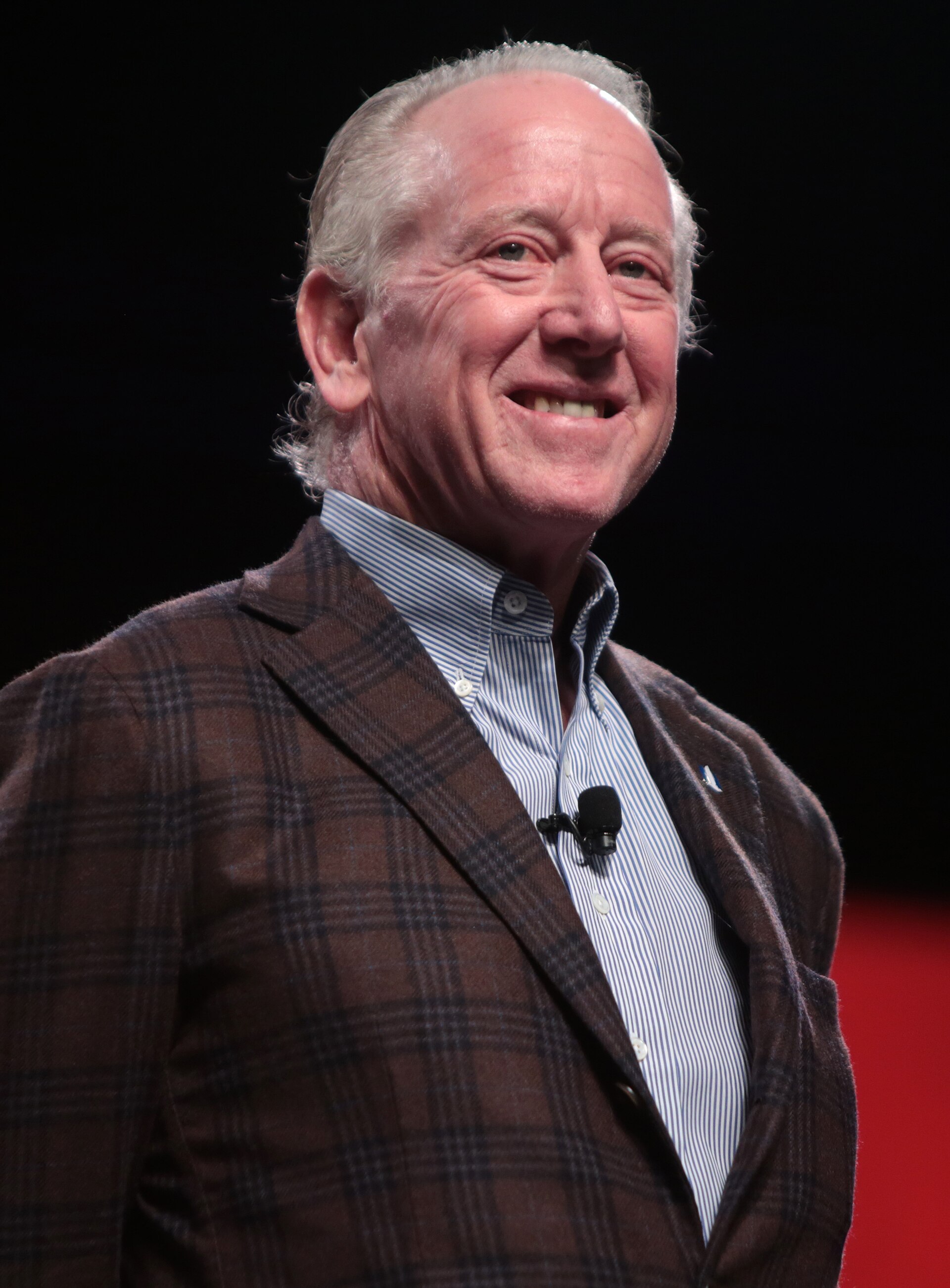 Imagem de referência de Archie Manning, descrito nos dados abertos como jogador de futebol americano dos Estados Unidos