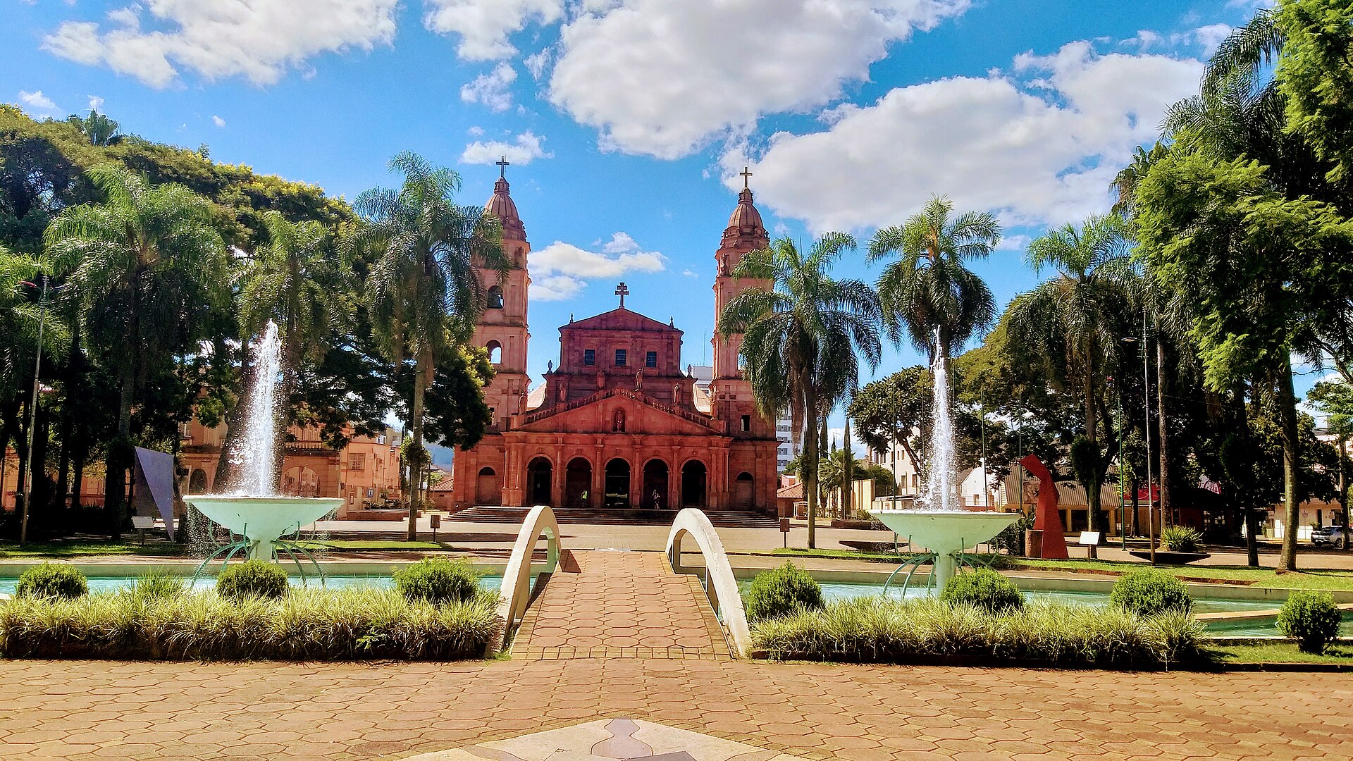 Imagem de referência de Santo Ângelo, descrito nos dados abertos como município do estado do Rio Grande do Sul, Brasil