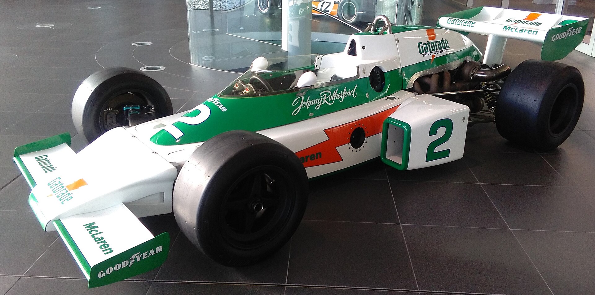 Imagem de referência de 500 Milhas de Indianápolis de 1976, descrito nos dados abertos como 60ª corrida motorizada das 500 milhas de Indianápolis