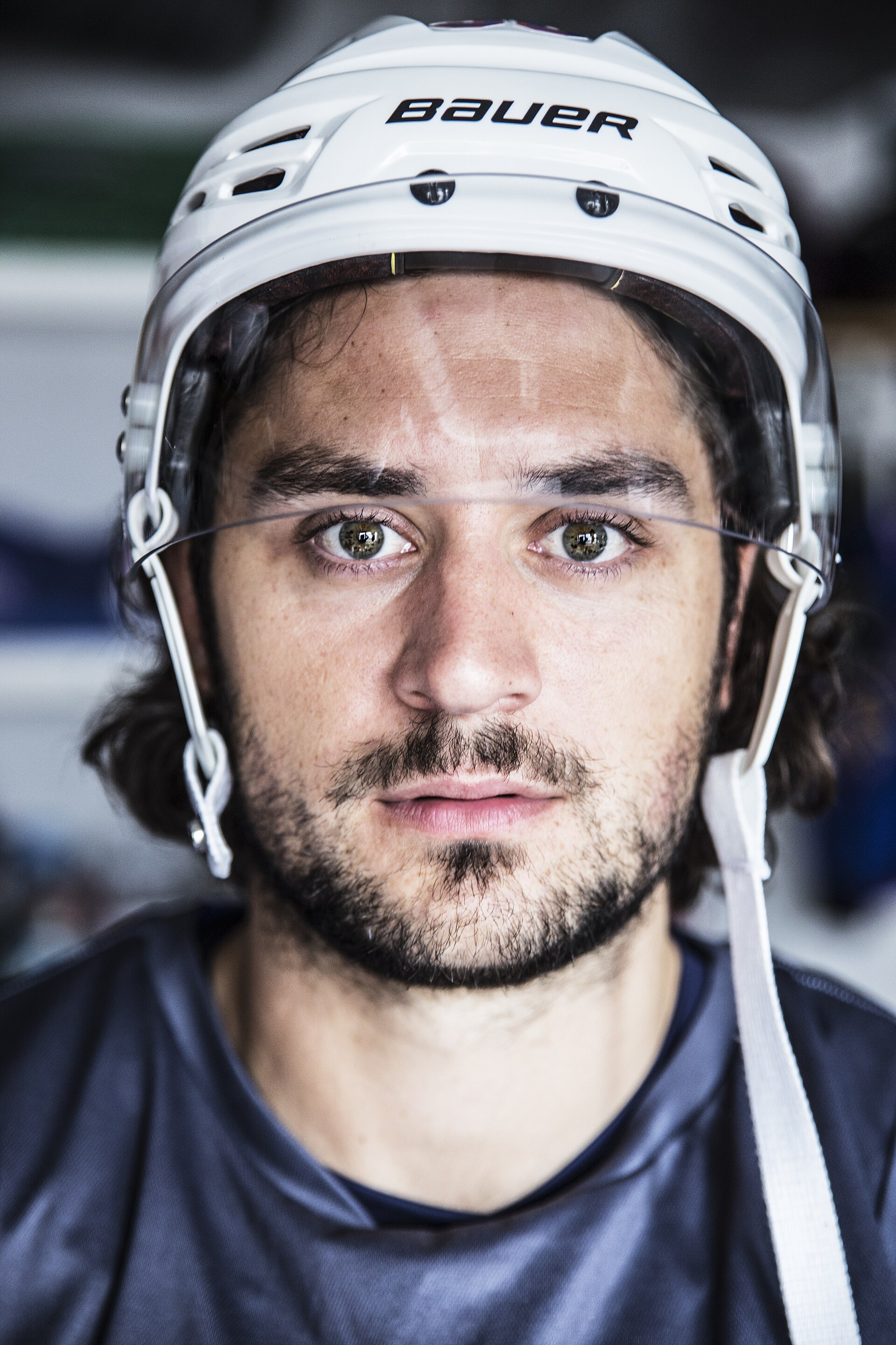 Imagem de referência de Mats Zuccarello, descrito nos dados abertos como jogador do hoquei de gelo norueguês