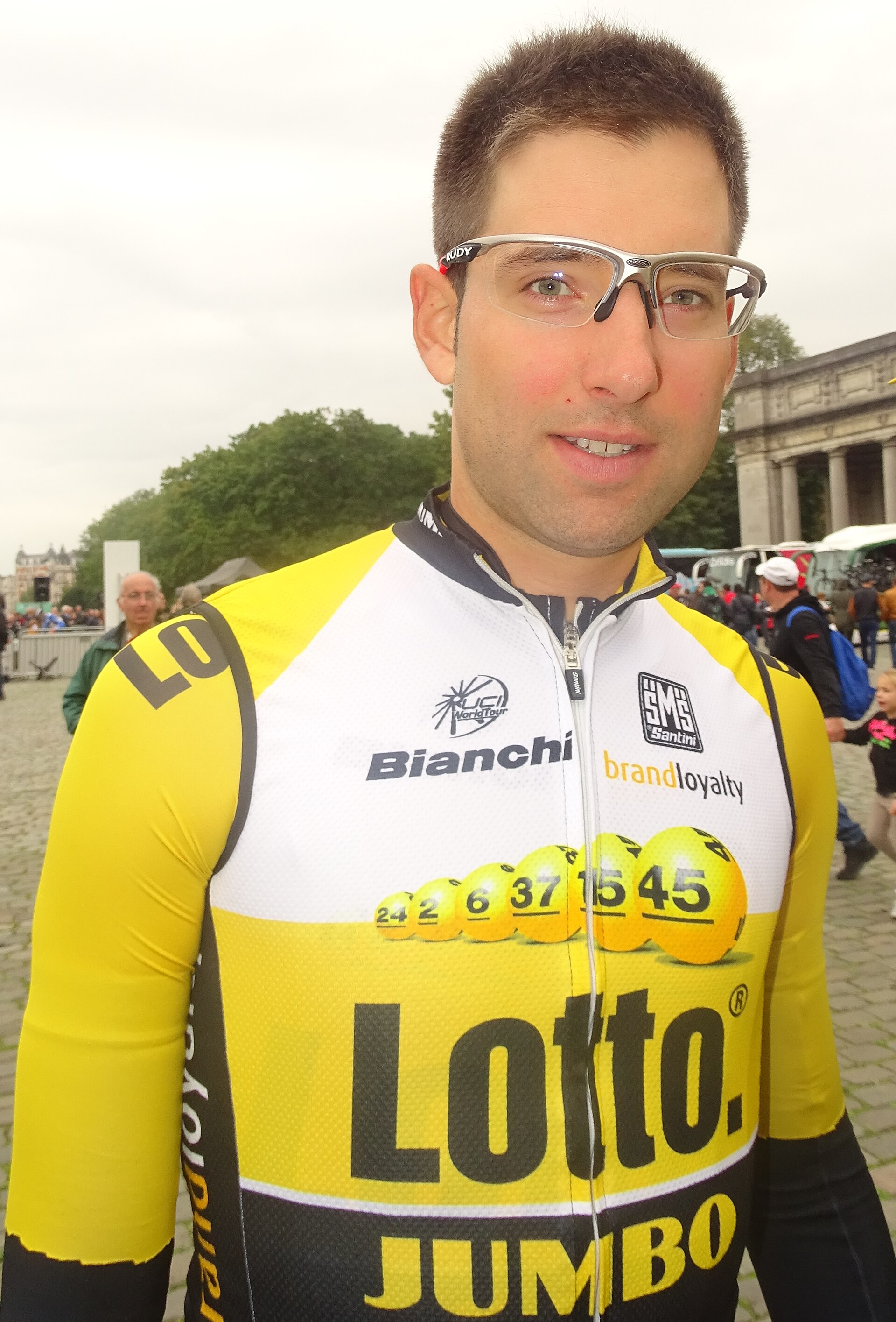 Imagem de referência de Tom Leezer, descrito nos dados abertos como ciclista neerlandês