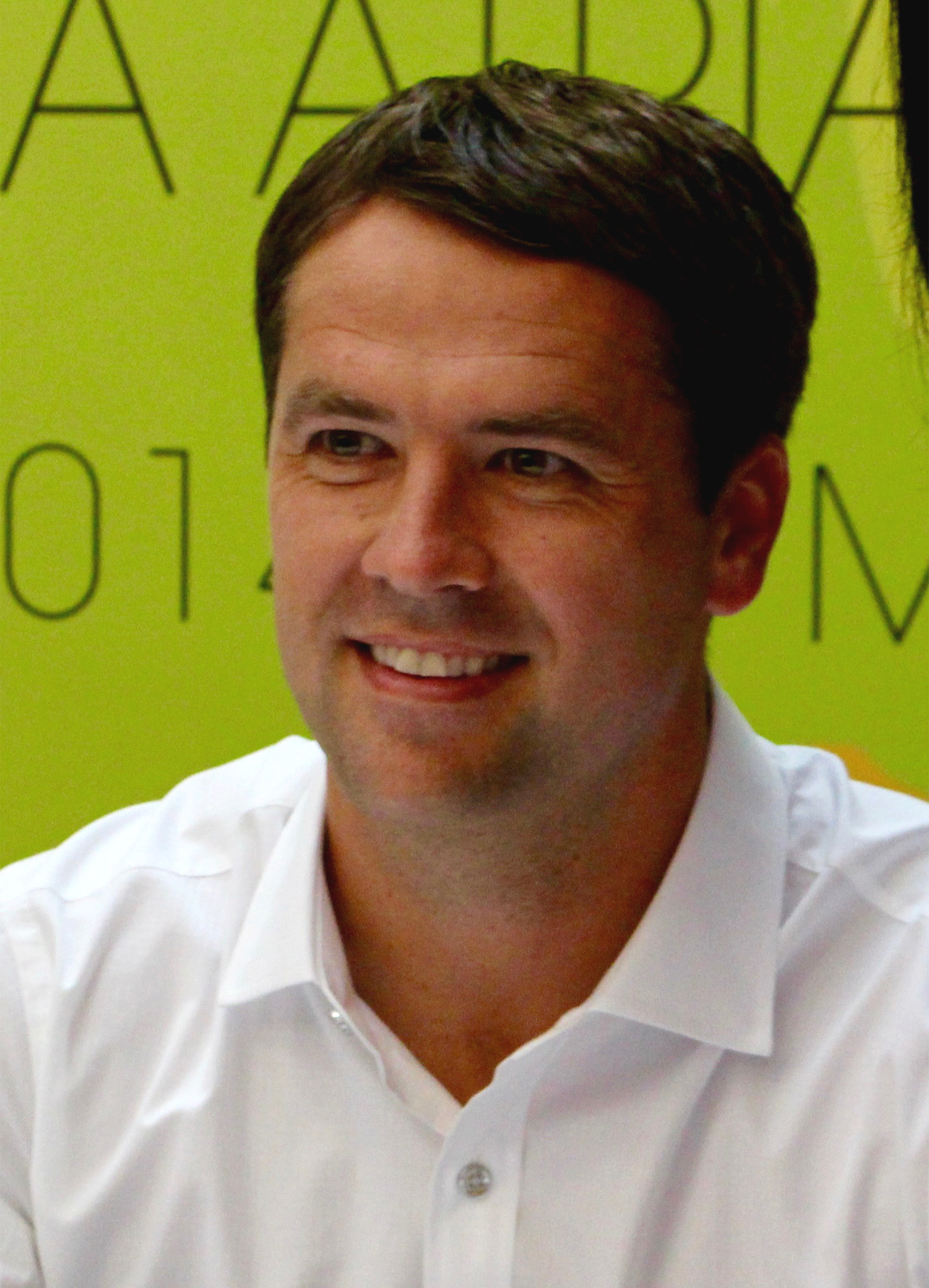 Imagem de referência de Michael Owen, descrito nos dados abertos como futebolista inglês