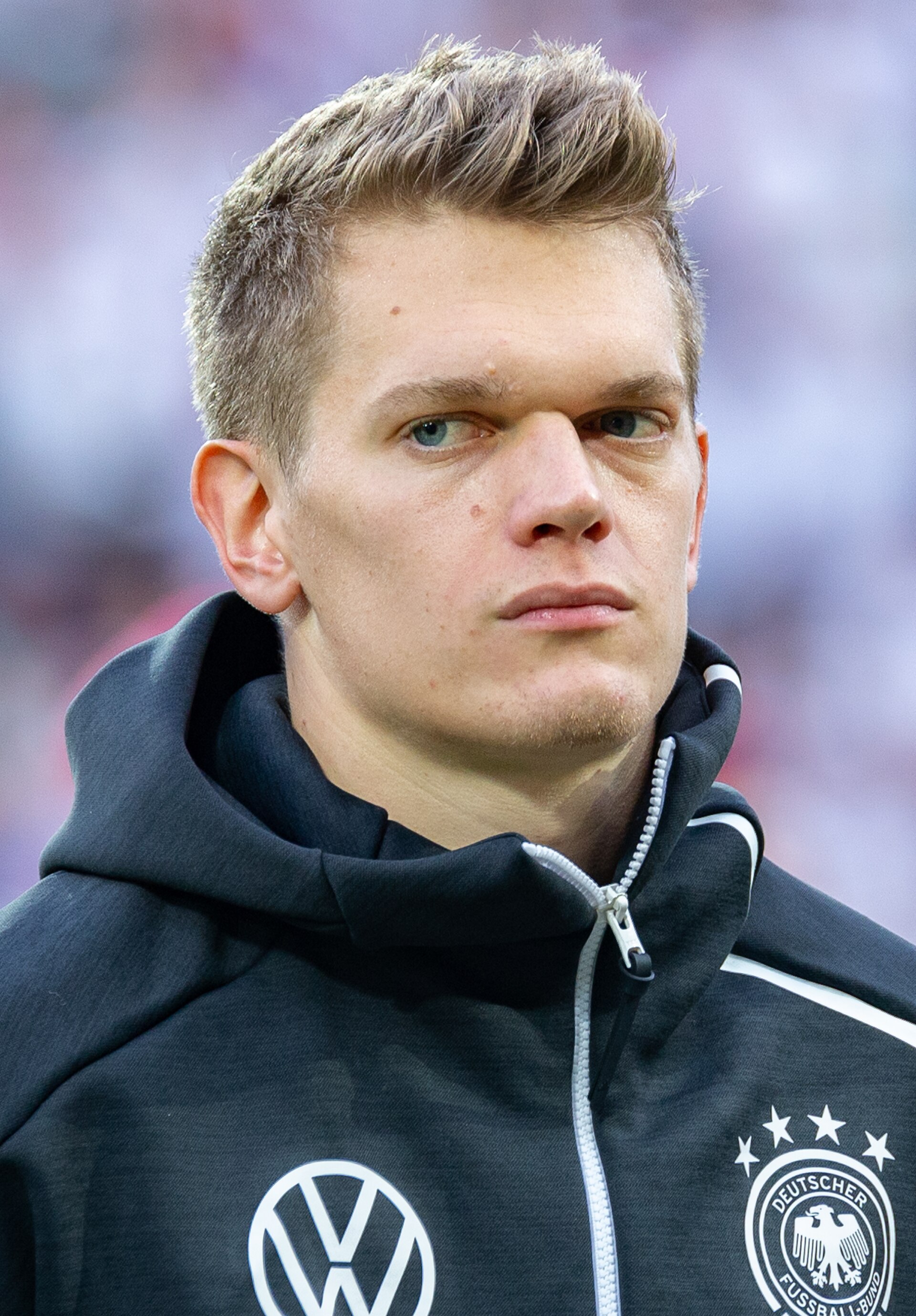 Imagem de referência de Matthias Ginter, descrito nos dados abertos como futebolista alemão
