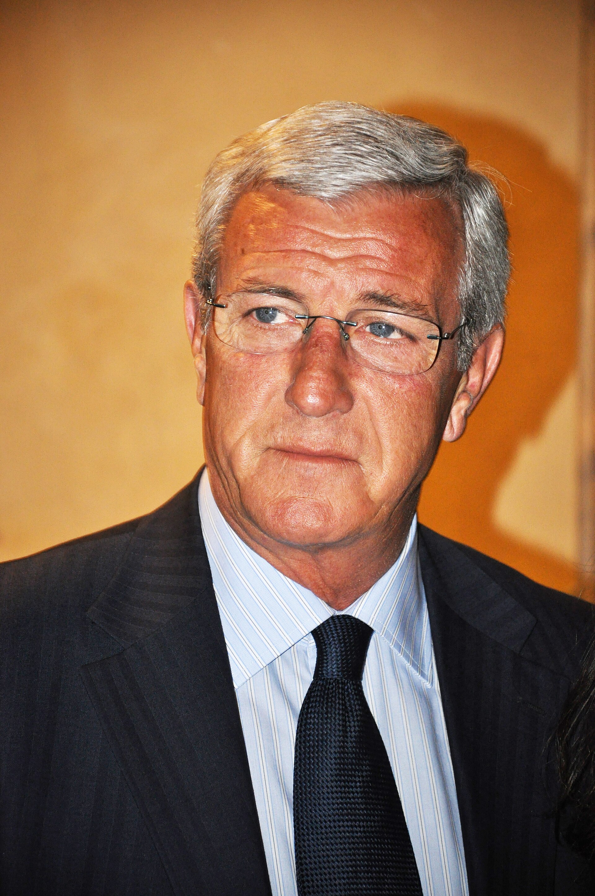 Imagem de referência relacionada a Marcello Lippi, item descrito como futebolista italiano