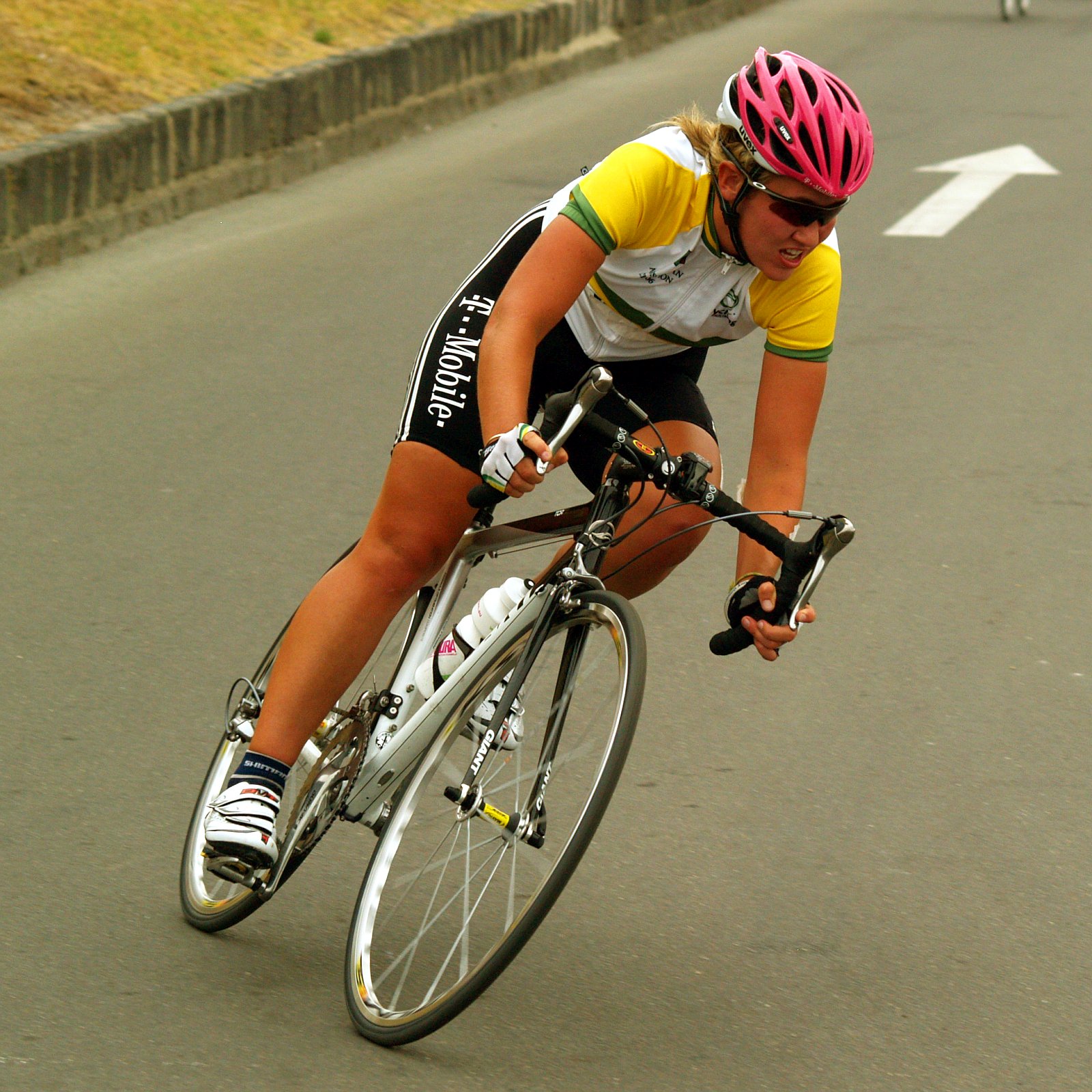 Imagem de referência de Alexis Rhodes, descrito nos dados abertos como ciclista australiana