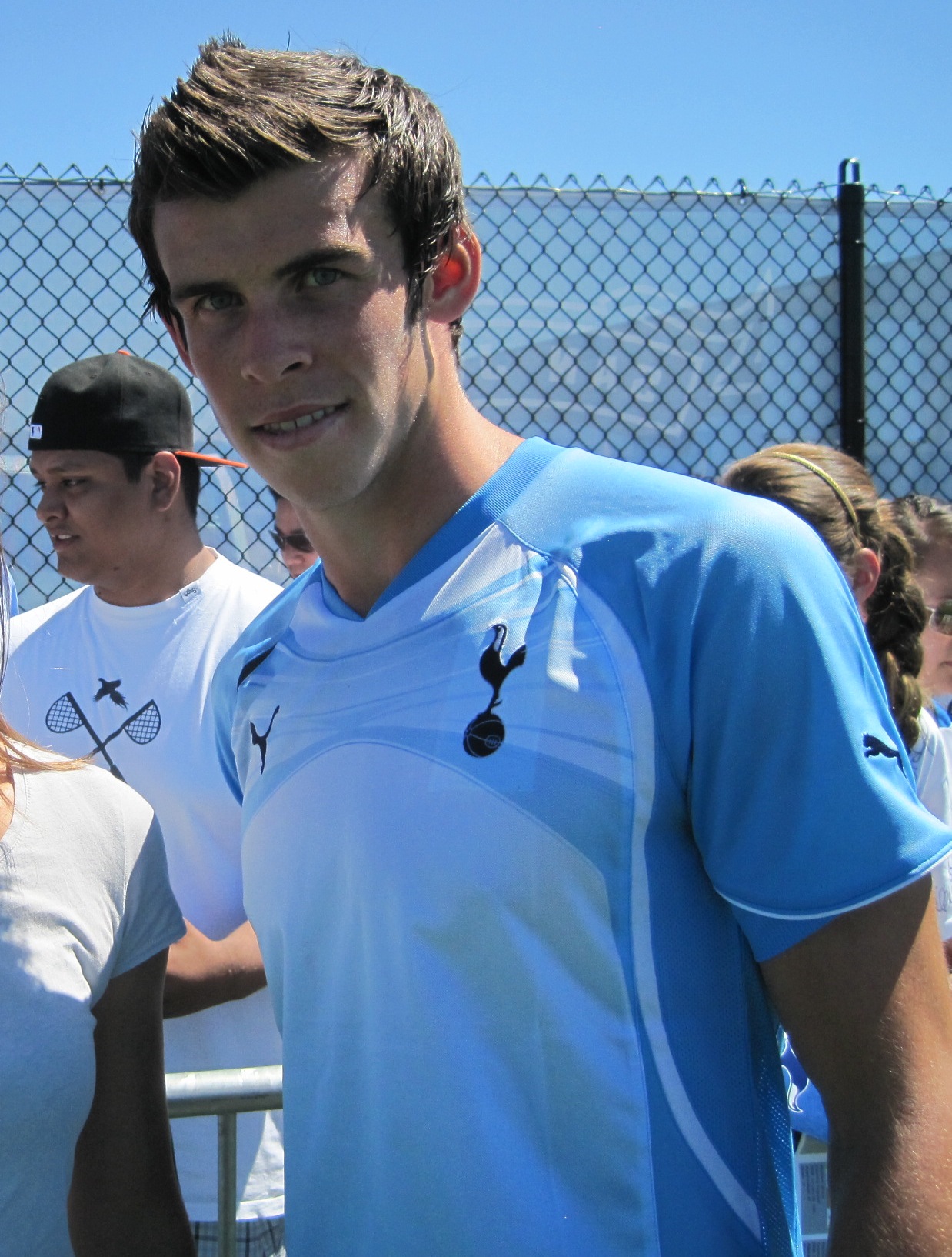 Imagem de referência de Gareth Bale, descrito nos dados abertos como futebolista galês