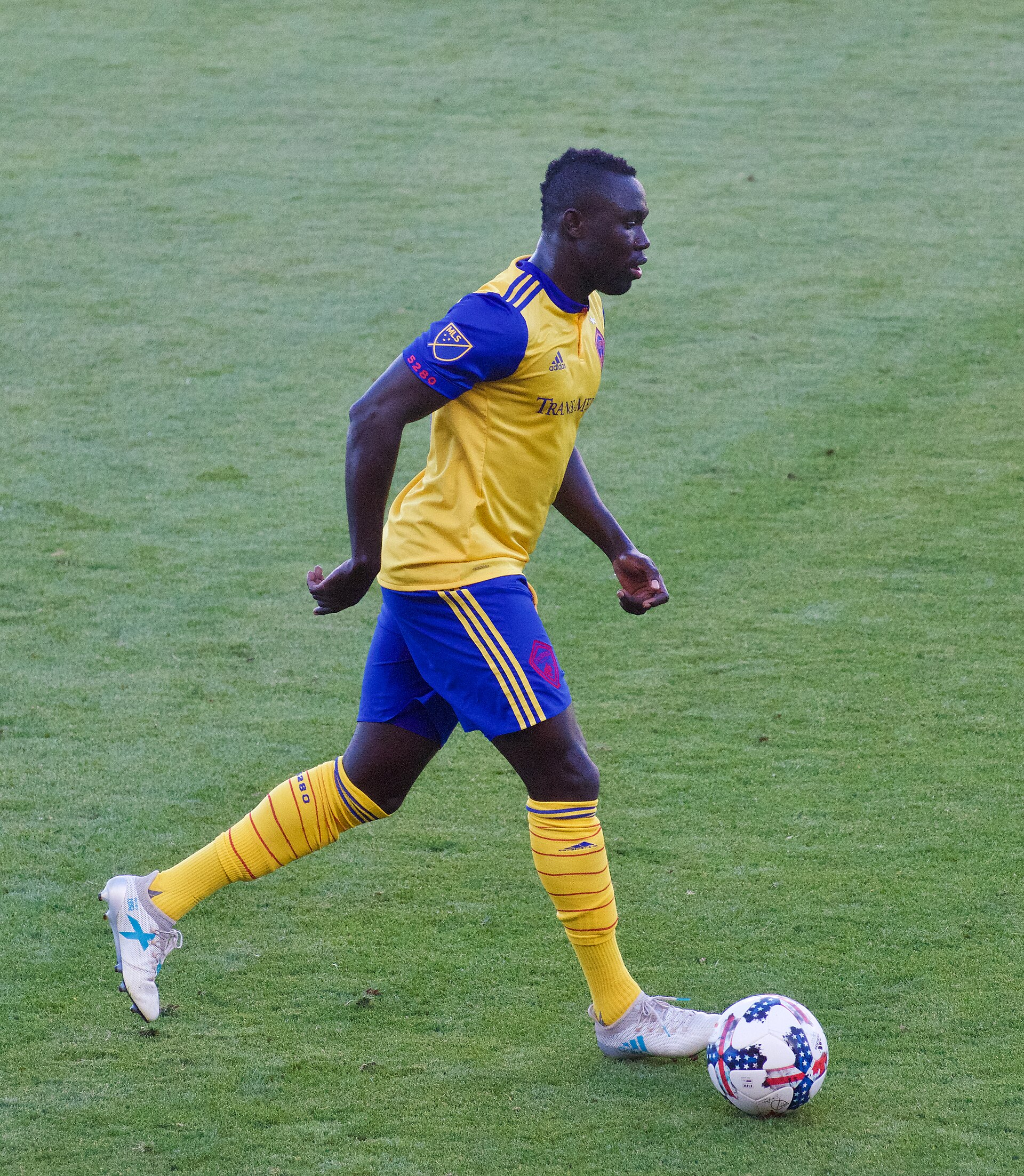 Imagem de referência de Bismark Adjei-Boateng, descrito nos dados abertos como futebolista ganês