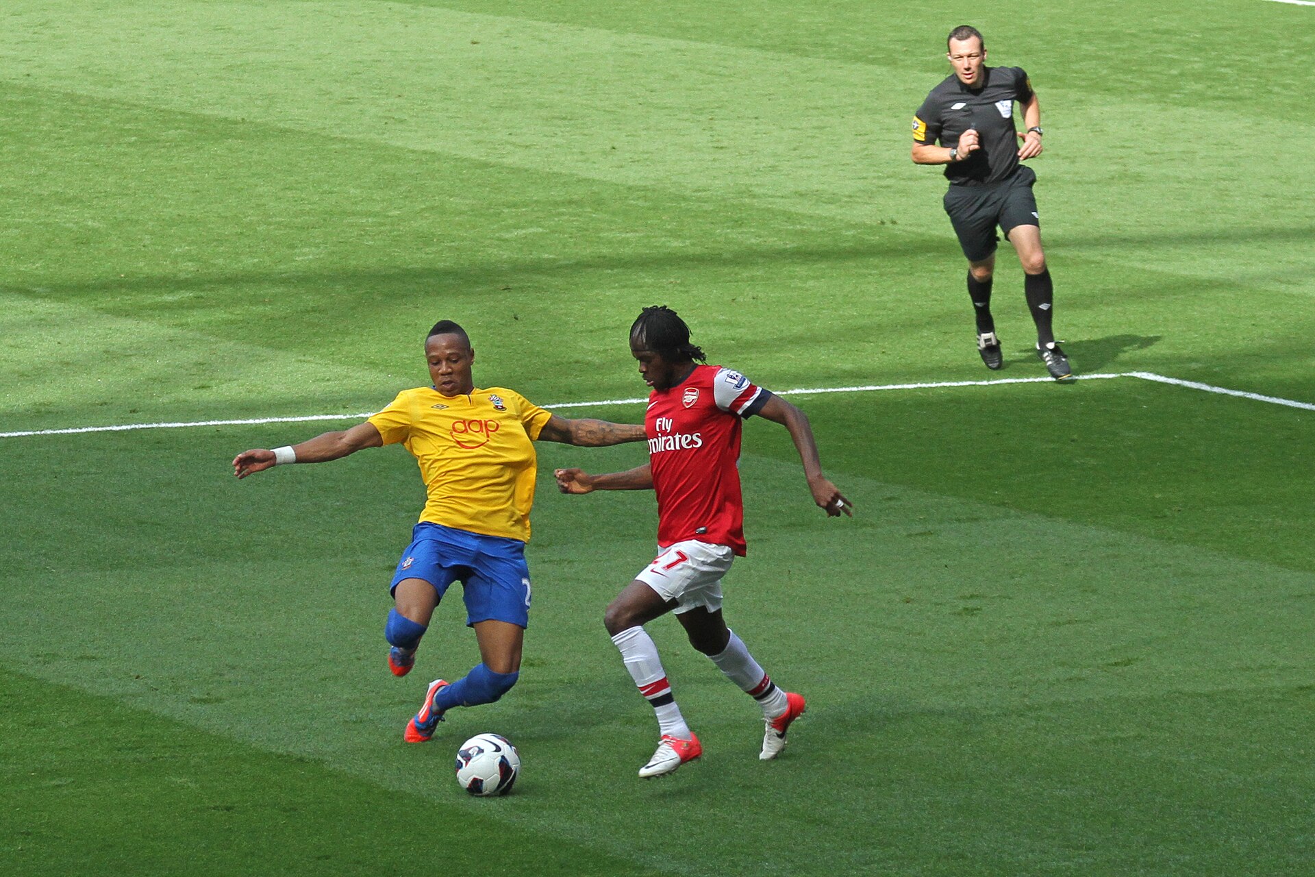 Imagem de referência de Nathaniel Clyne, descrito nos dados abertos como futebolista britânico