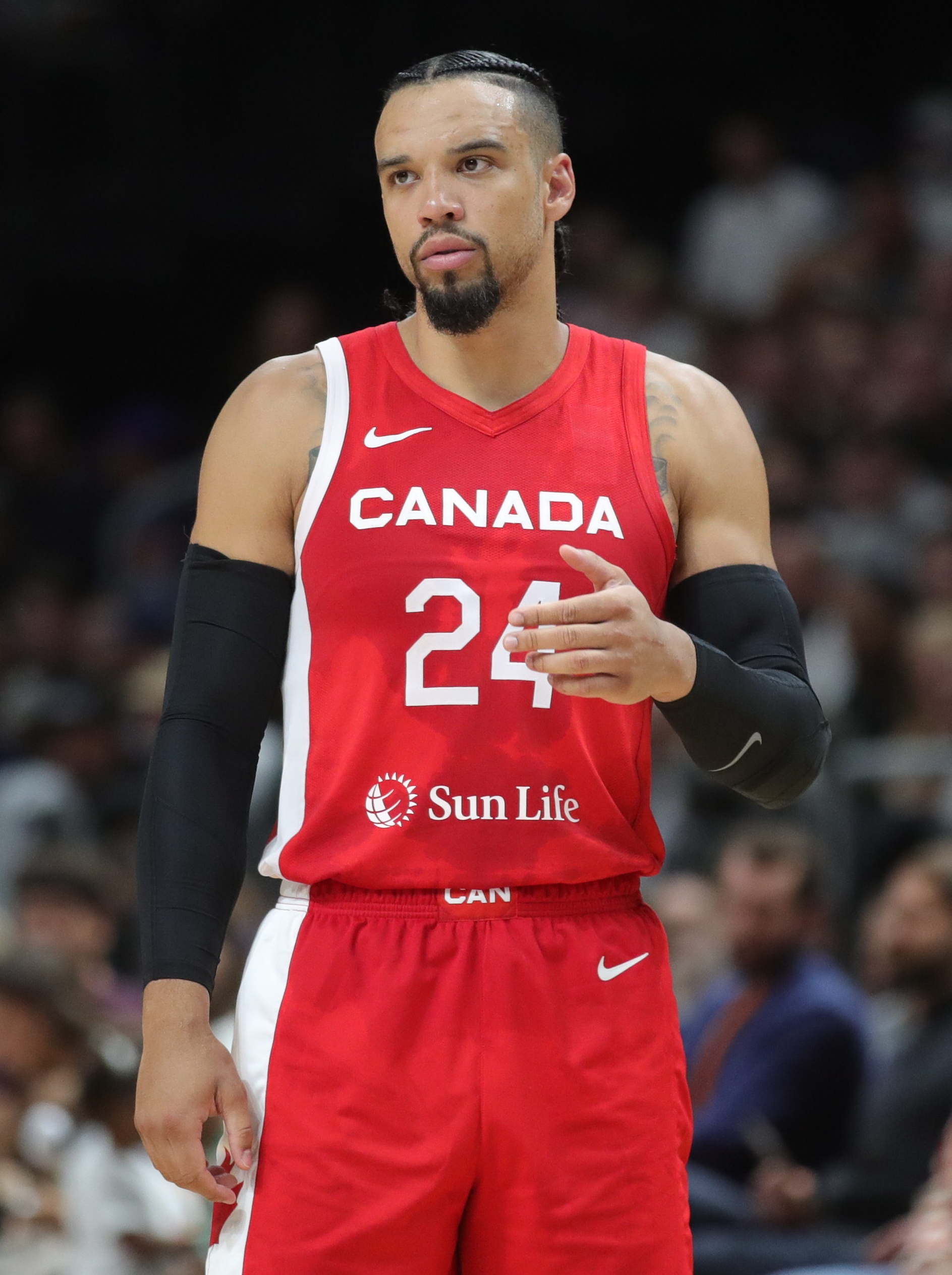 Imagem de referência de Dillon Brooks, descrito nos dados abertos como jogador de basquetebol canadiano