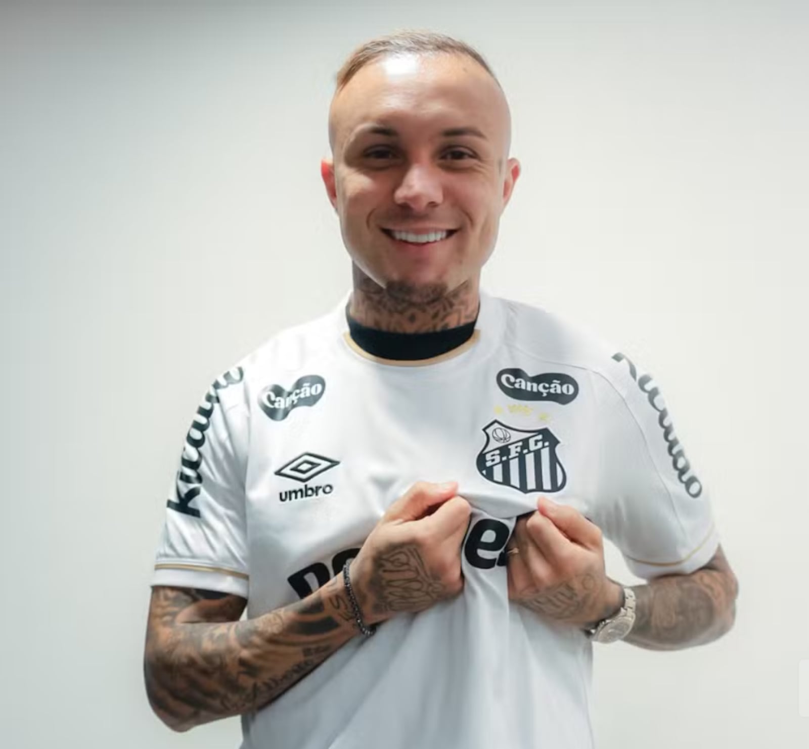 Cebolinha vai custar mais de R$ 2 milhões por mês ao Santos, entre salários, imagens e luvas Divulgação/Santos