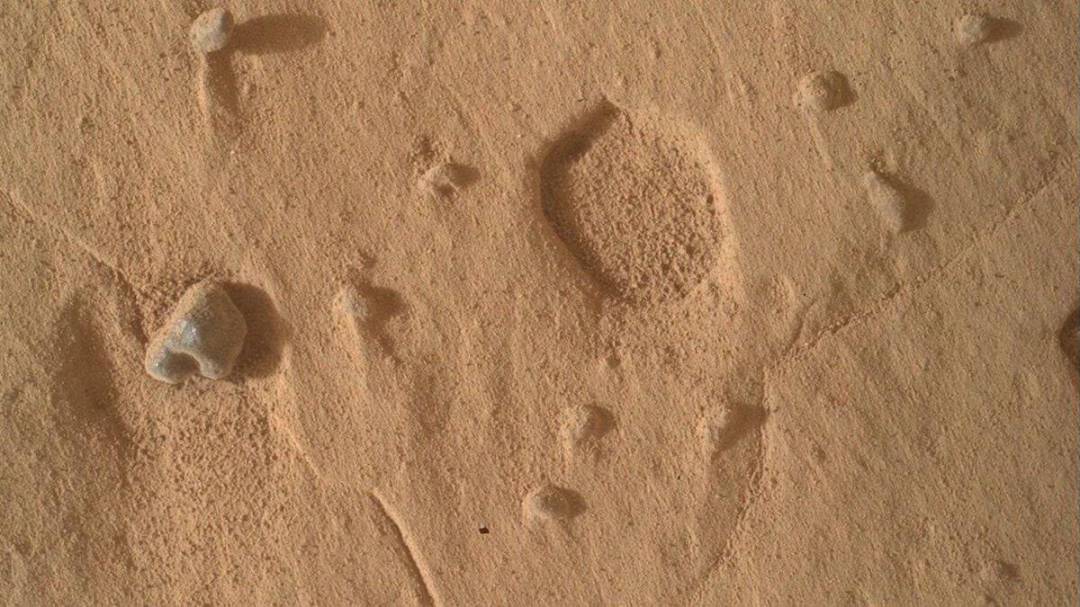 Buracos identificados pelo rover Curiosity