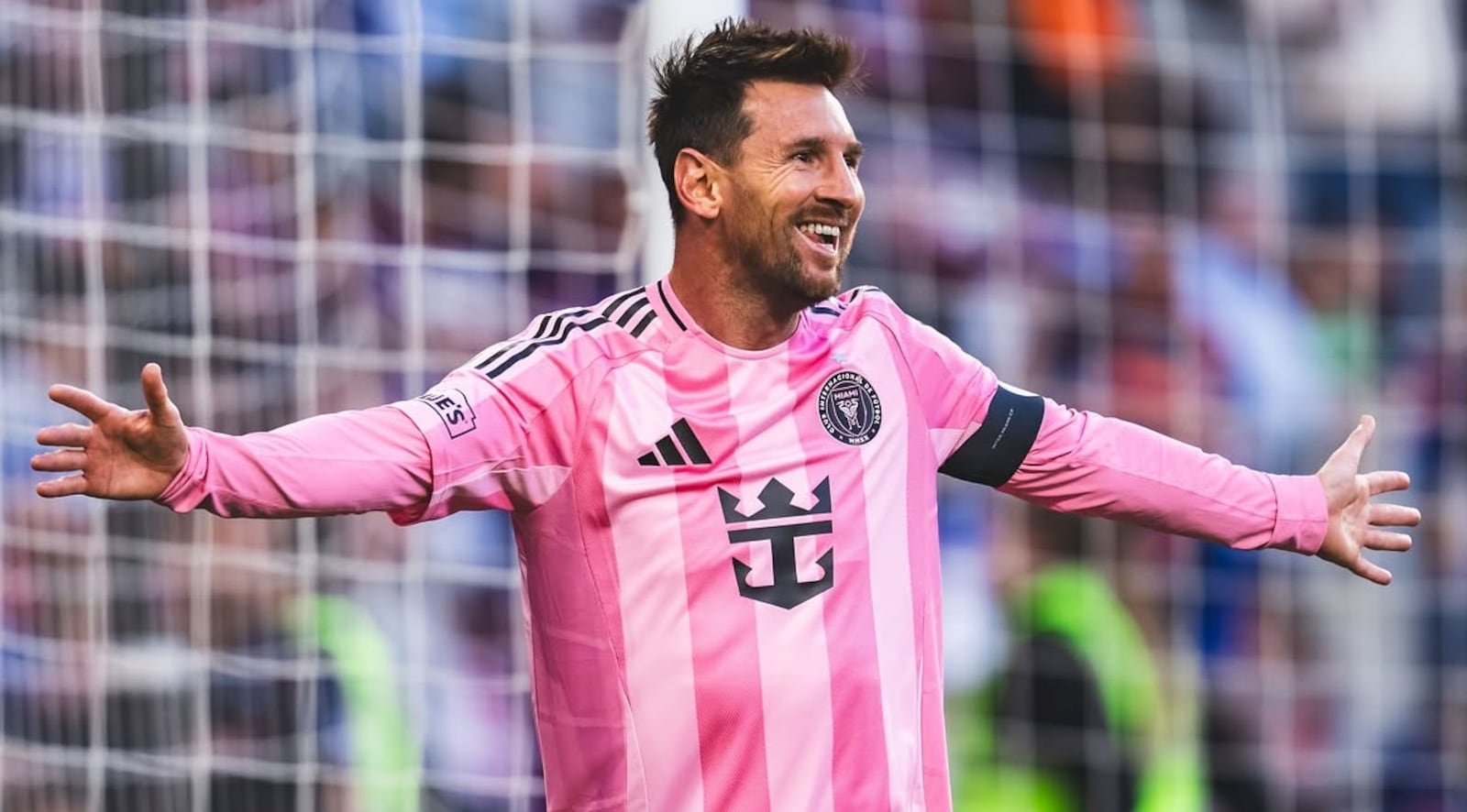 Lionel Messi veste a camisa do Inter Miami, que 'corre o risco' de ser sua propriedade no futuro Reprodução/Instagram @leomessi - 13.05.2026