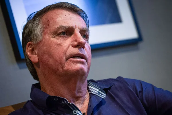 STM avança em processo que pode tirar a patente de Jair Bolsonaro