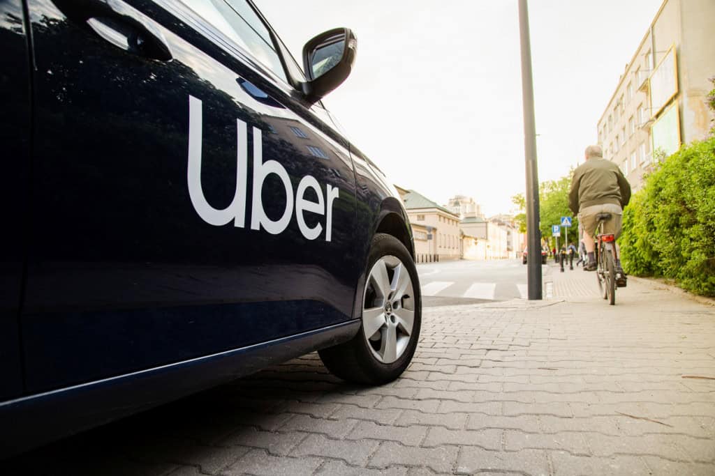 Uber lança câmera ao vivo para monitorar viagens de adolescentes
