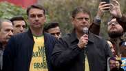 Tarcísio cobra resposta do STF sobre Moraes e critica PT na Paulista