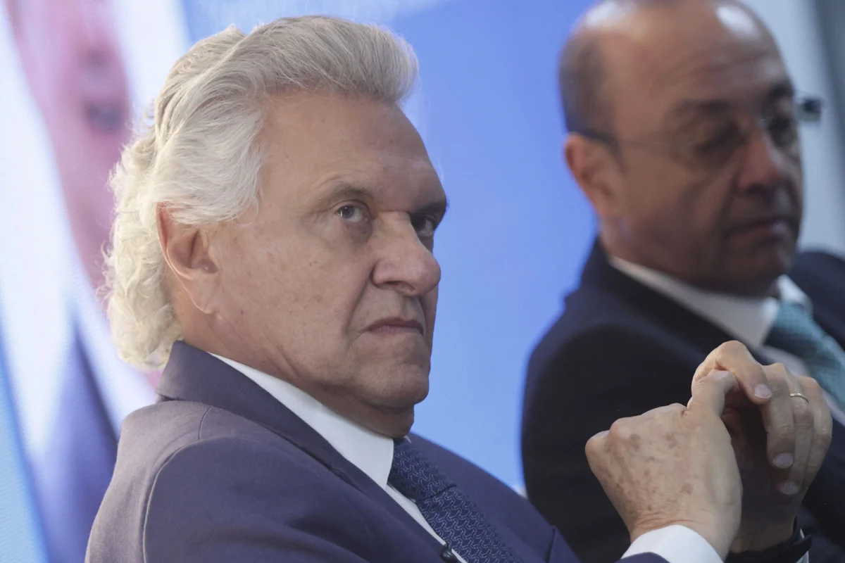 Foto colorida com zoom de Ronaldo Caiado, político brasileiro - Metrópoles.