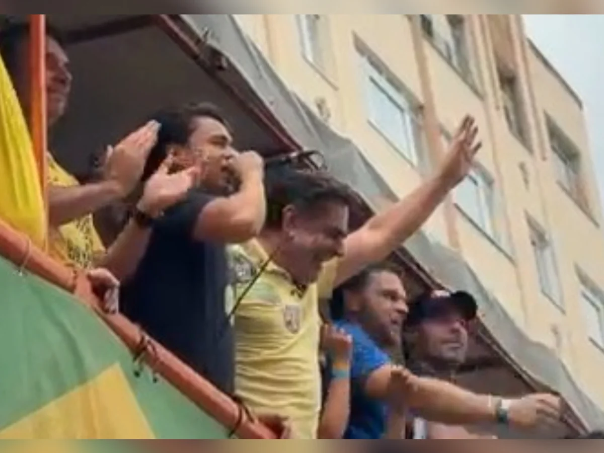 Nikolas diz que Jair Bolsonaro vai subir a rampa do Planalto com Flávio