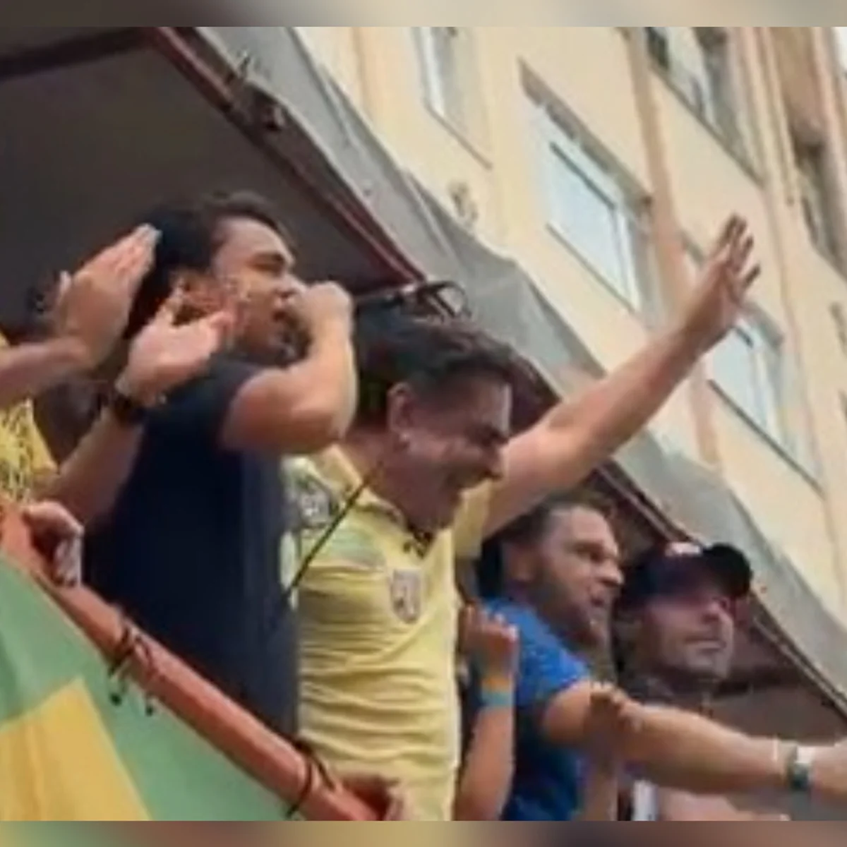 Nikolas diz que Jair Bolsonaro vai subir a rampa do Planalto com Flávio