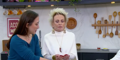 Ana Maria Braga ironiza rep&oacute;rter ao vivo: 'Que olhinho, menina?' Foto: Reprodu&ccedil;&atilde;o/TV Globo