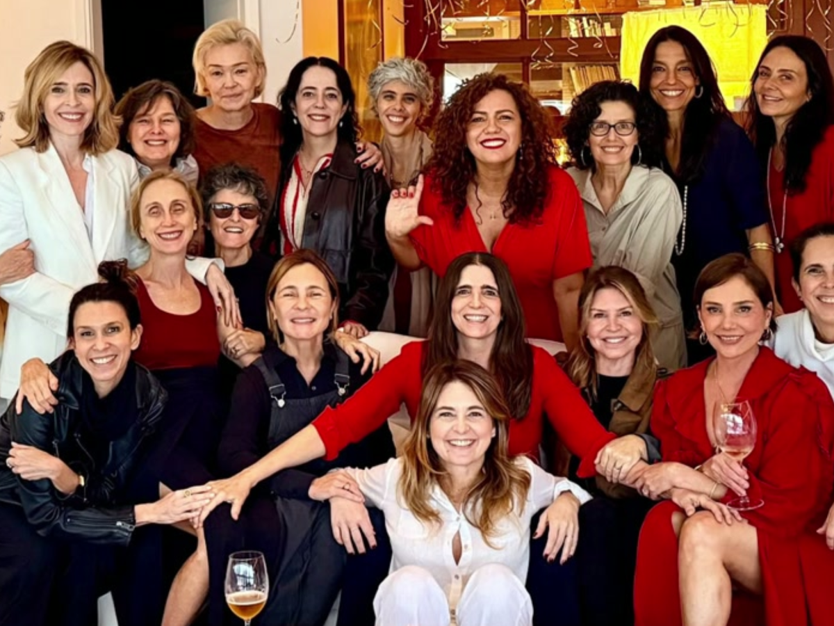 Malu Mader reúne time de amigas famosas para comemorar aniversário de 60 anos