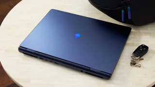 Notebook gamer Dell Alienware Intel Core 7 com preço no chão e cupom no Mercado Livre