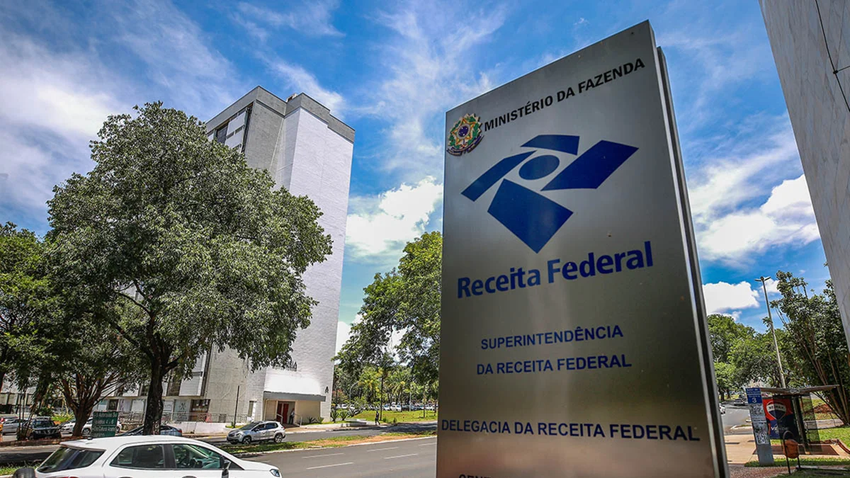 Receita Federal inicia contratação de banca para concurso público