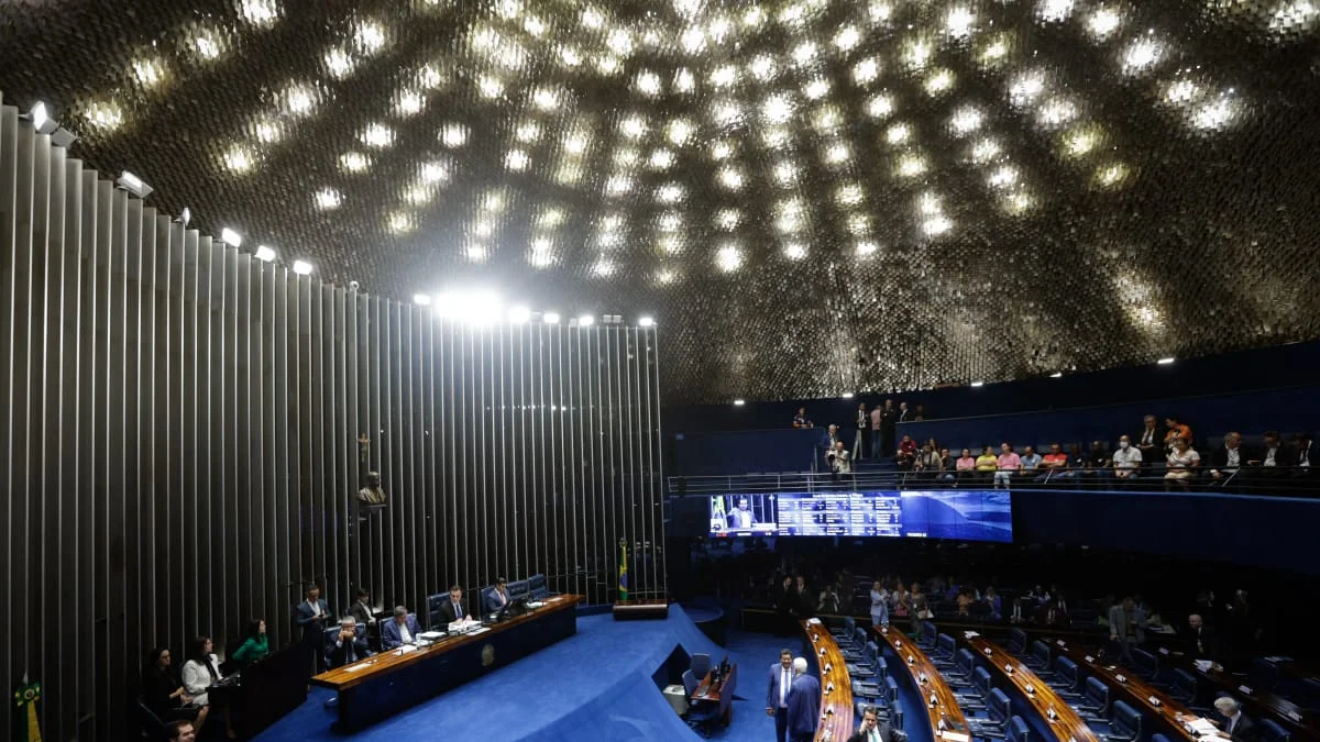 Senado tem o maior número de candidatas em 16 anos, mas homens são o triplo