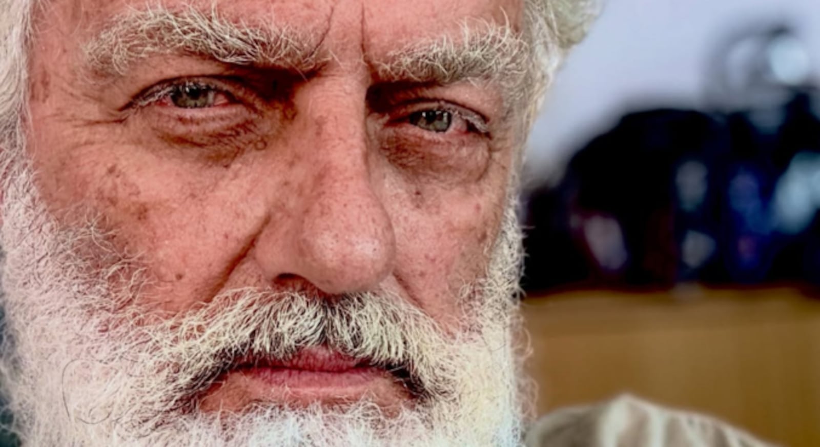 Werner Schünemann mostra detalhes da caracterização para A Ira do Herdeiro Reprodução/ Instagram @wernerschunemannoficial