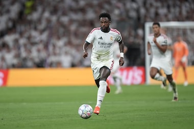 ‘Mourinho transforma Vini Jr.’: jornais espanhóis destacam brasileiro ‘solidário’ no Real Madrid