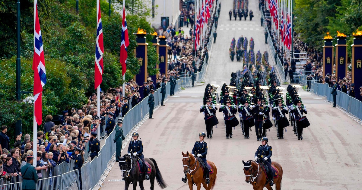 Funeral do rei Harald reúne multidão, integrantes da realeza e líderes europeus na Noruega