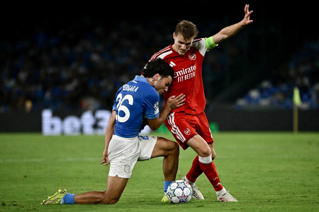 Arteta elogia o Odegaard em forma como 'notável' enquanto o Arsenal supera o Napoli