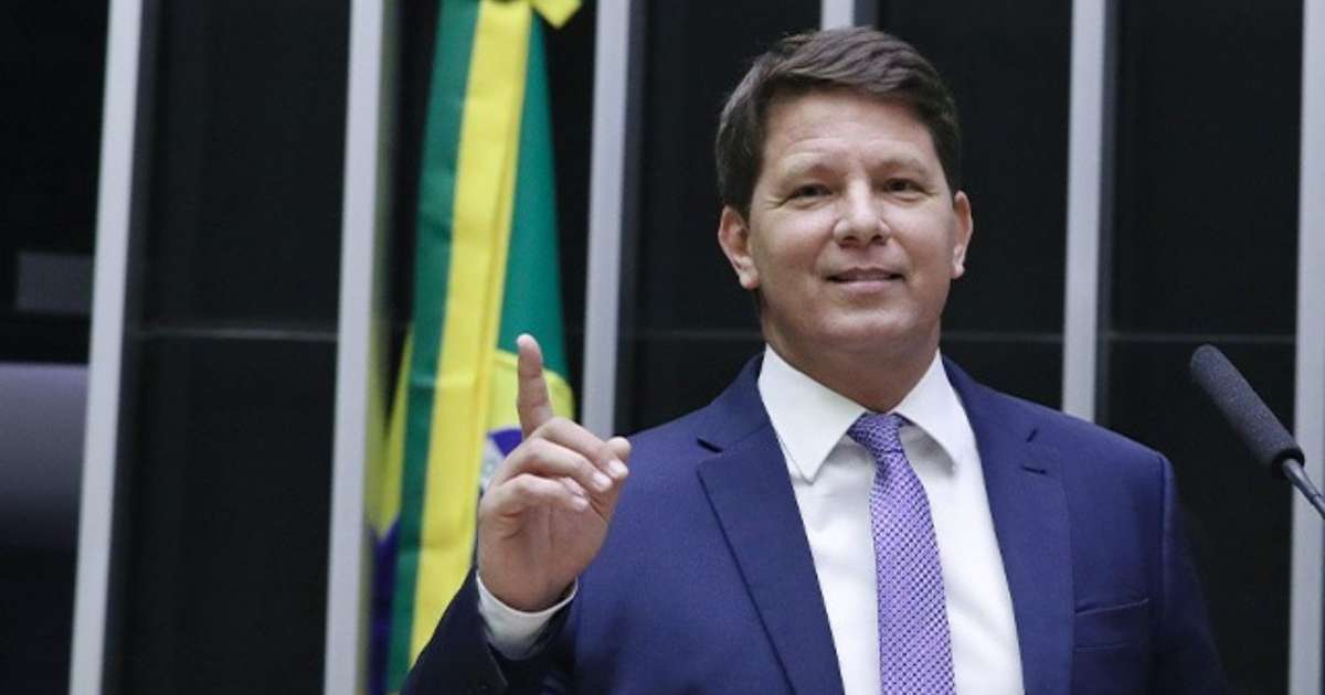 De ator da Globo a secretário de Bolsonaro: Quem é Mario Frias, alvo de operação da PF