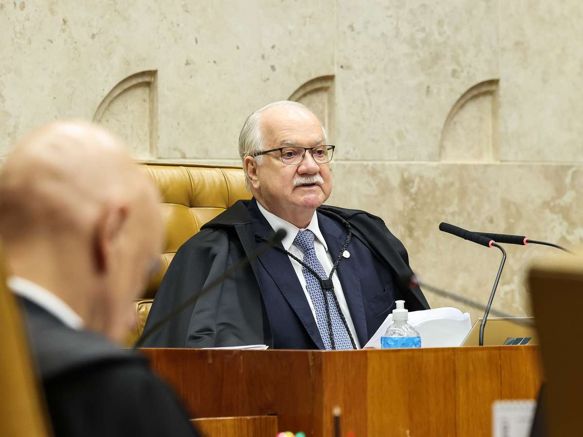Análise: Fachin 'enfatiza que os ministros estão temporariamente na Corte e não se confundem com a própria instituição'