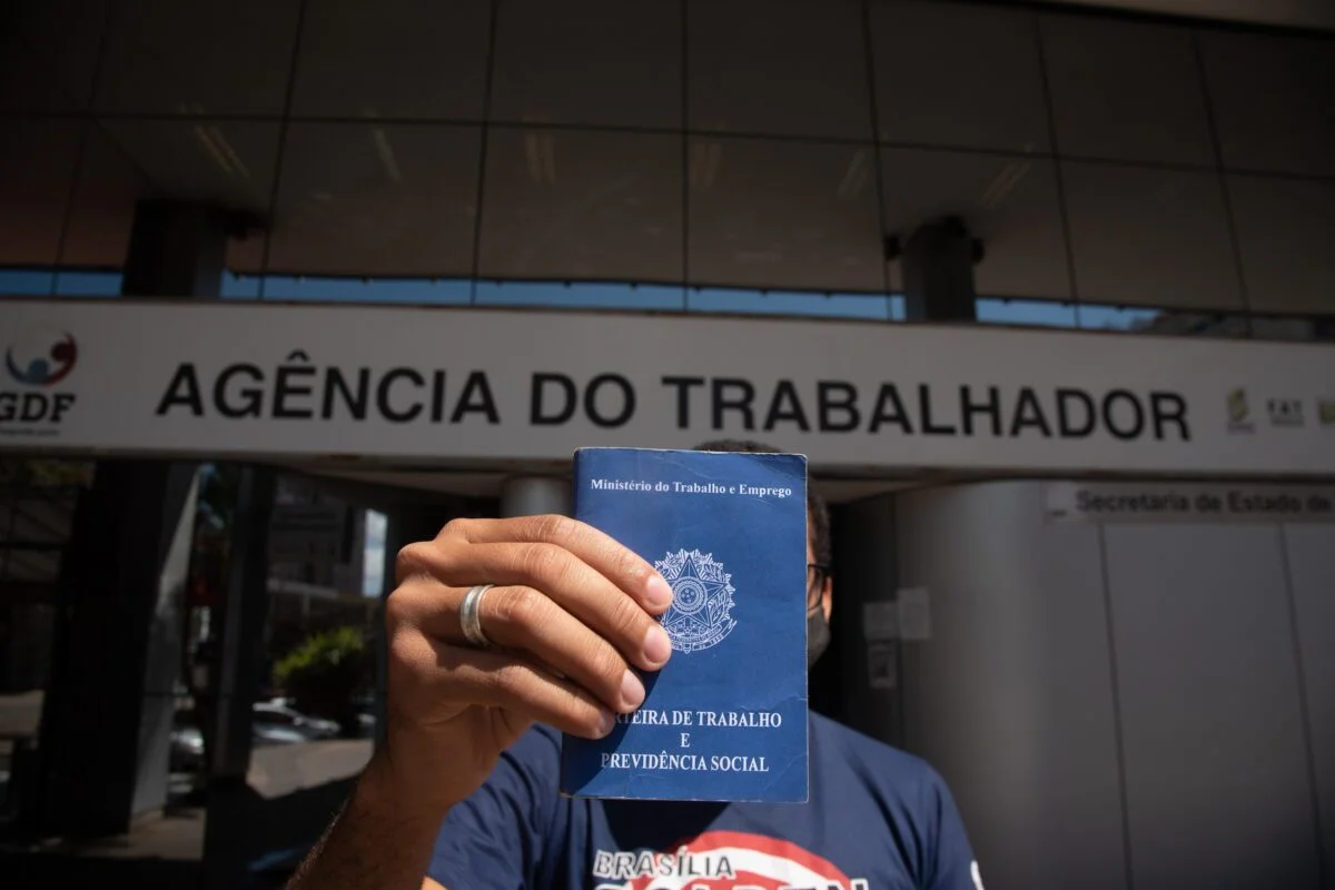 Além do cansaço: acabar com a escala 6x1 é imperativo