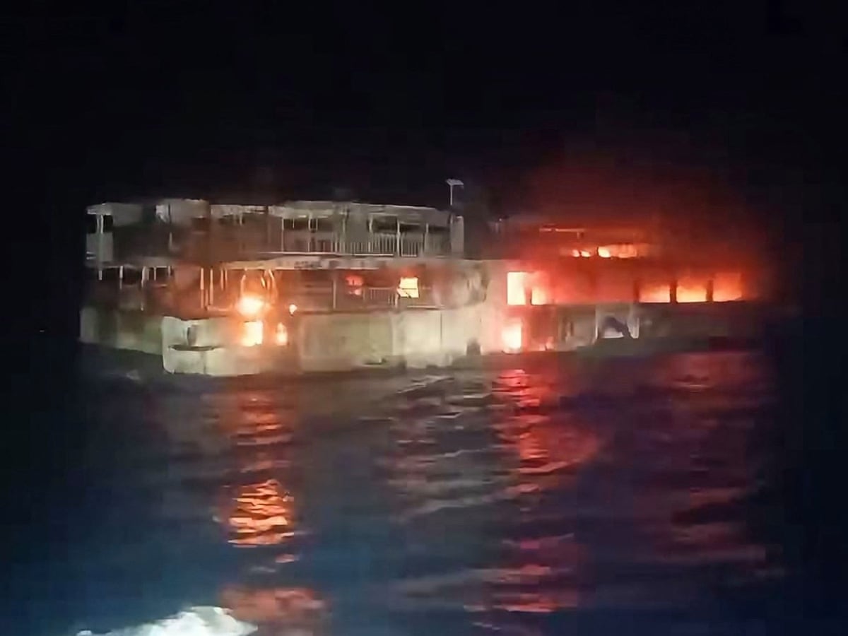 Incêndio mortal em ferry nas Filipinas deixa dezenas de pessoas desaparecidas